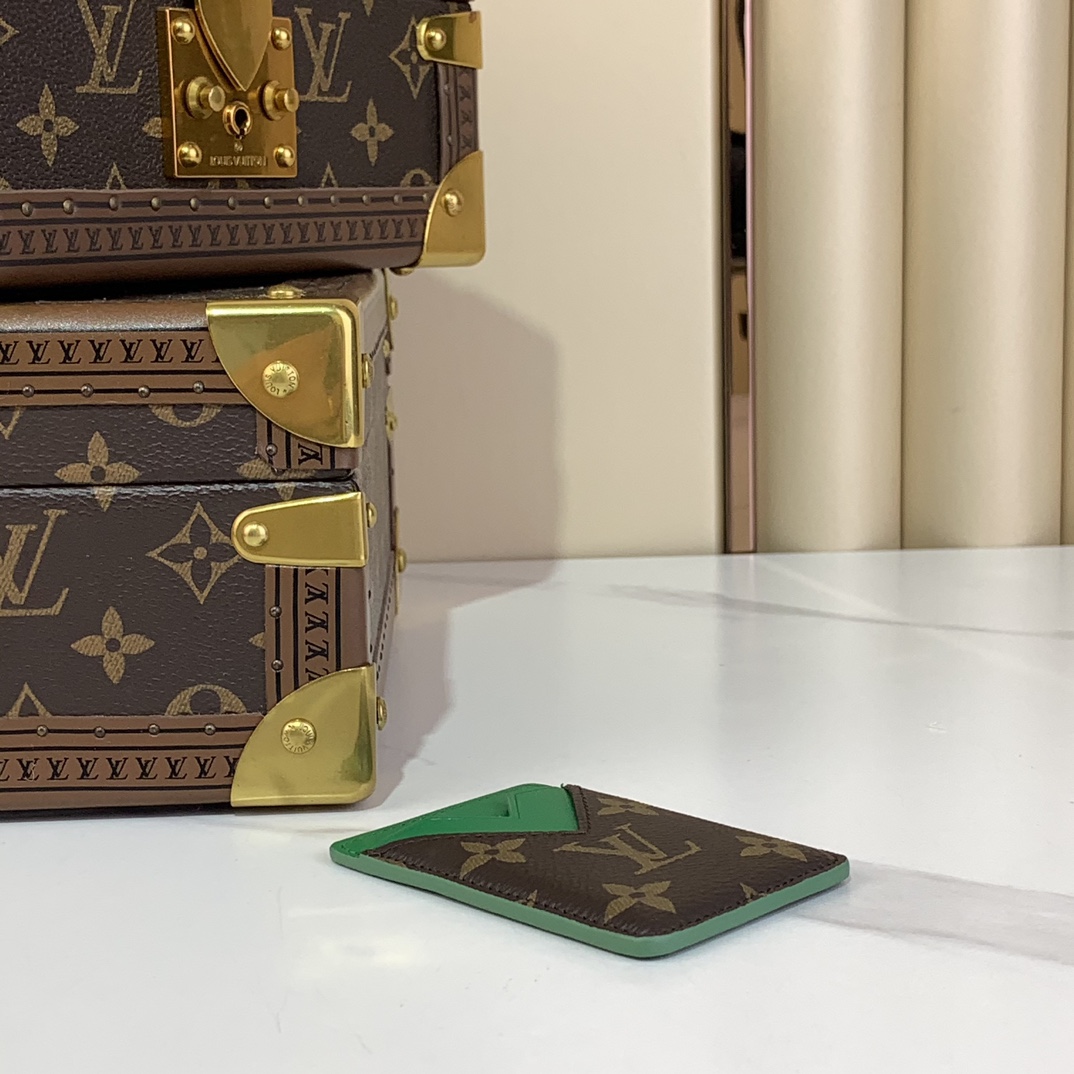 Louis Vuitton Porte-Cartes Magnet  M12855 - DesignerGu
