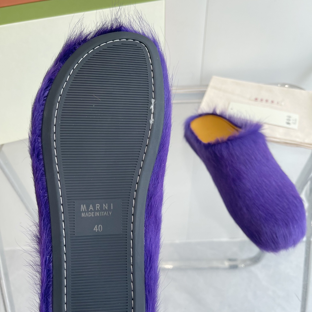 Marni Long Hair Calfskin Fussbett Sabot - DesignerGu