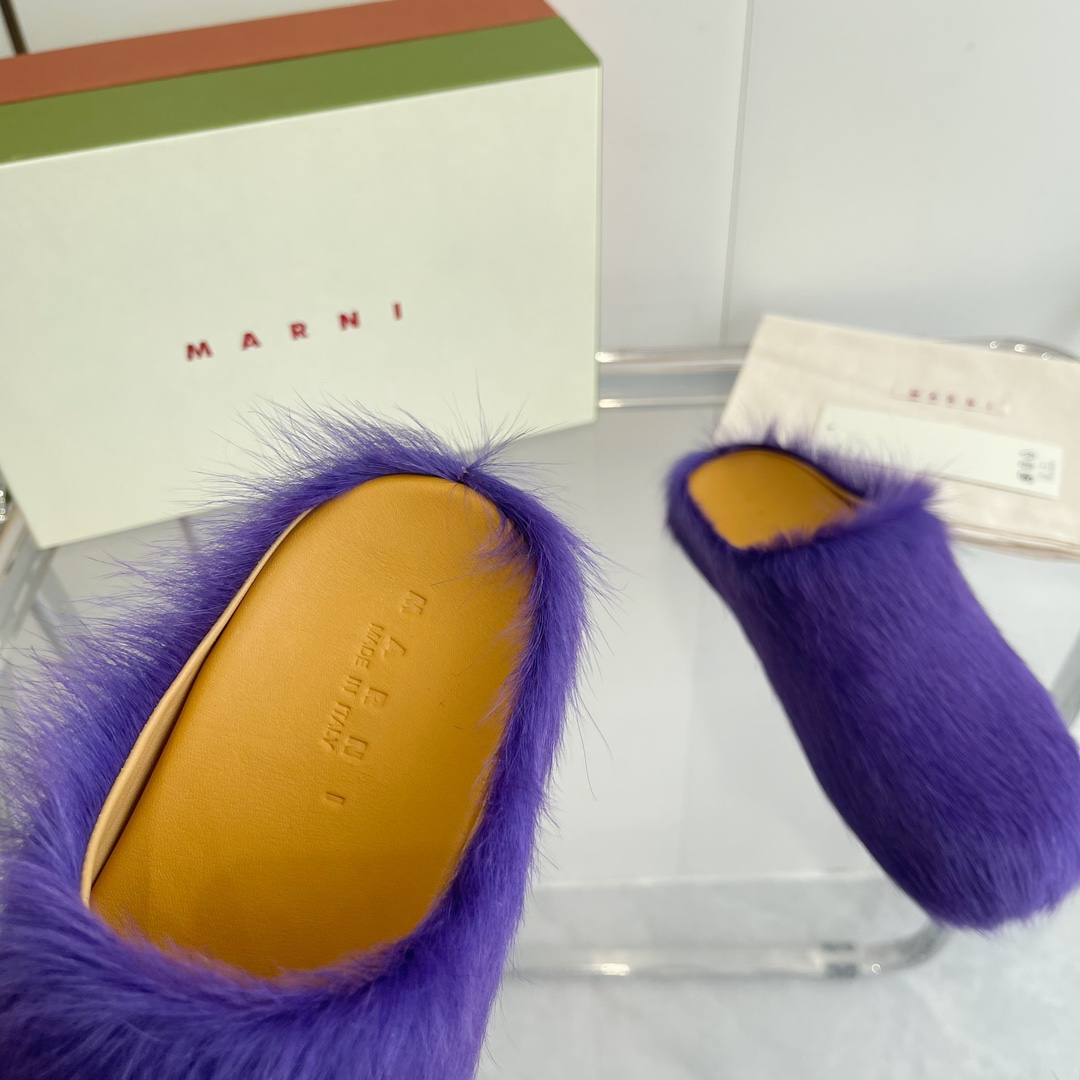 Marni Long Hair Calfskin Fussbett Sabot - DesignerGu