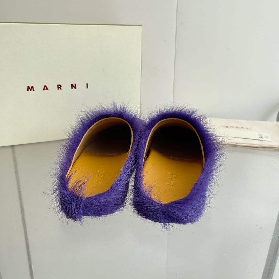 Marni Long Hair Calfskin Fussbett Sabot - DesignerGu