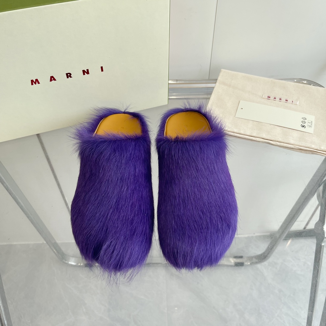 Marni Long Hair Calfskin Fussbett Sabot - DesignerGu