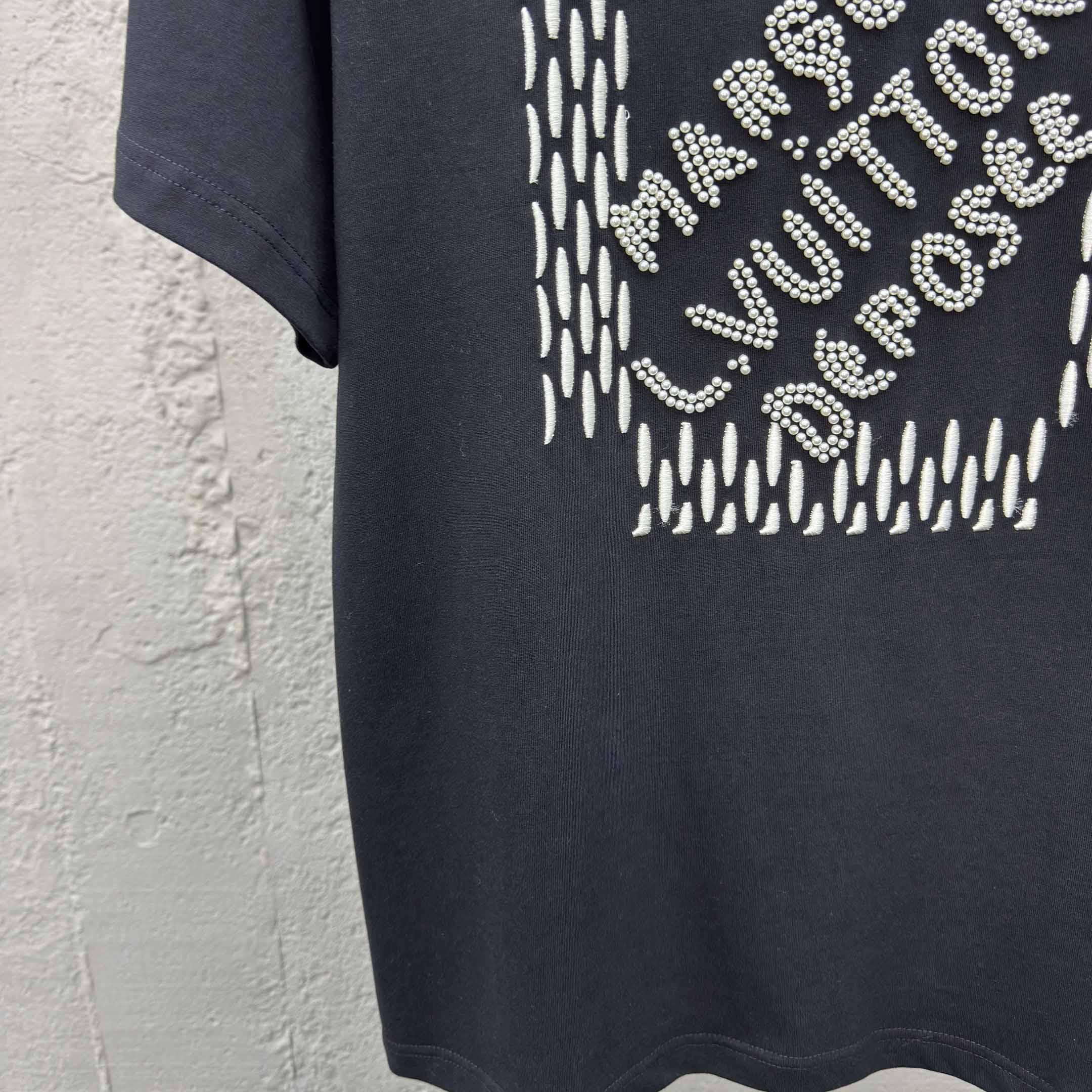 Louis Vuitton Embroidered Signature Cotton T-Shirt  1AFVB5 - DesignerGu