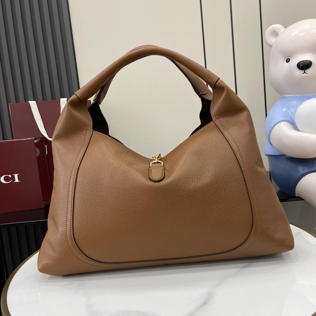 Gucci Softbit Maxi Shoulder Bag - DesignerGu