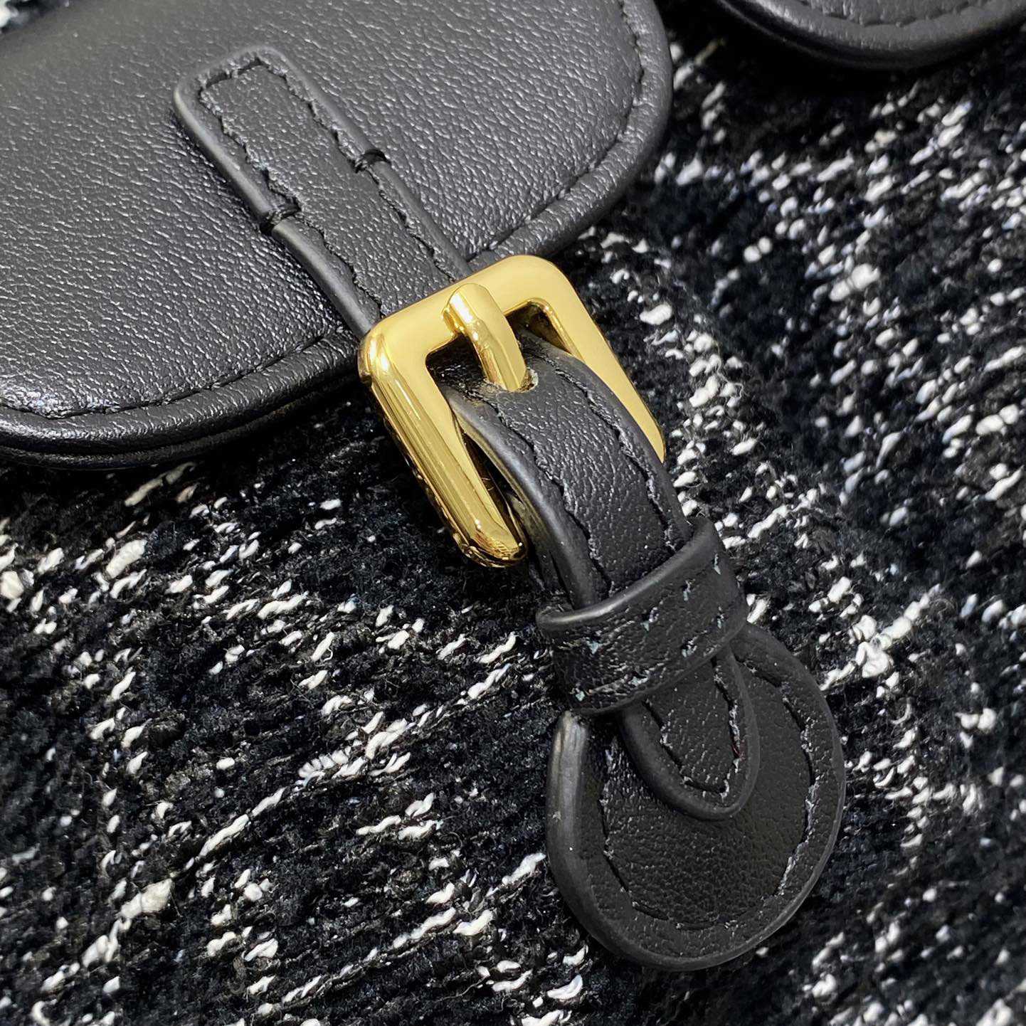 Dior Medium Dior Caro Backpack  - DesignerGu
