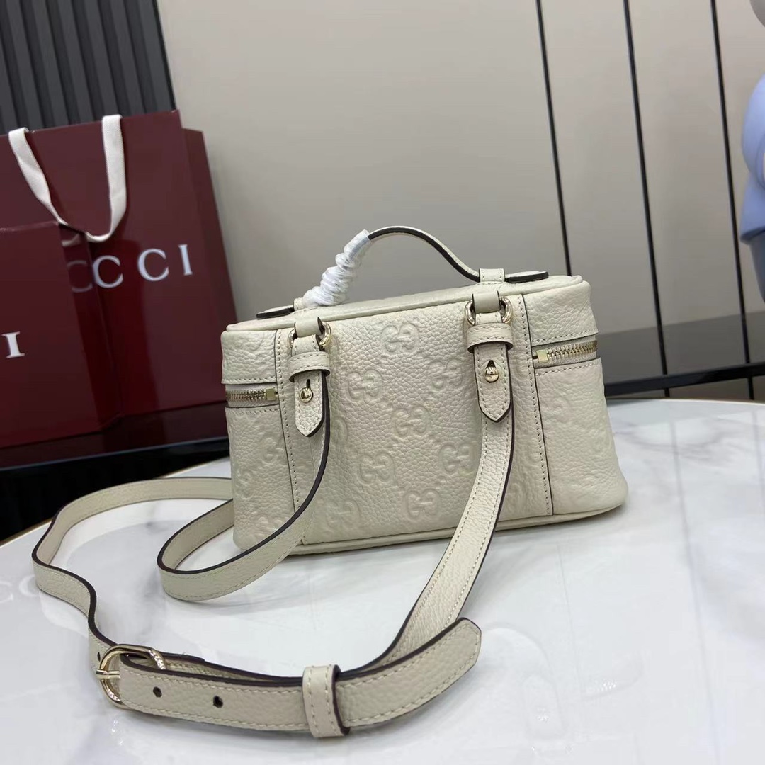 Gucci GG Emblem Small Bag - DesignerGu
