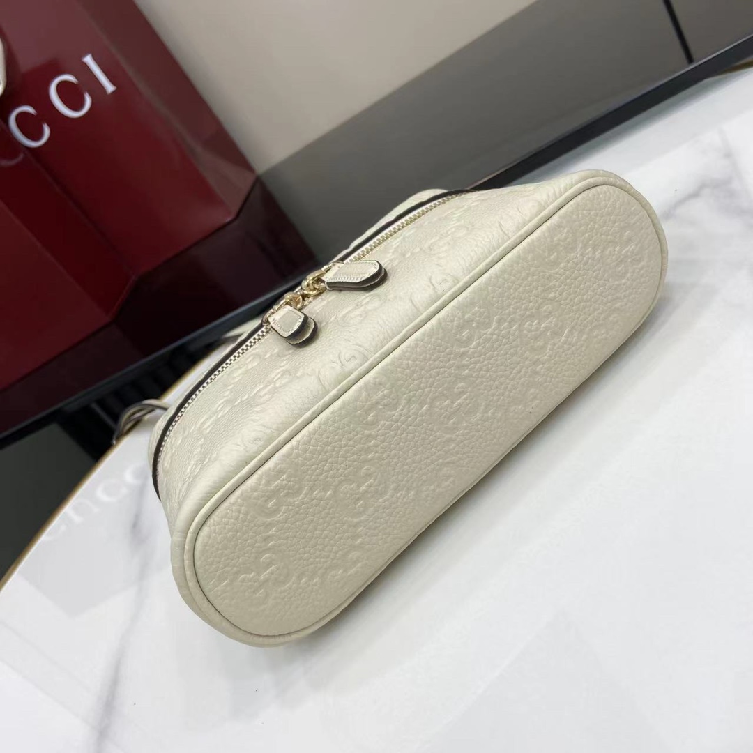 Gucci GG Emblem Small Bag - 