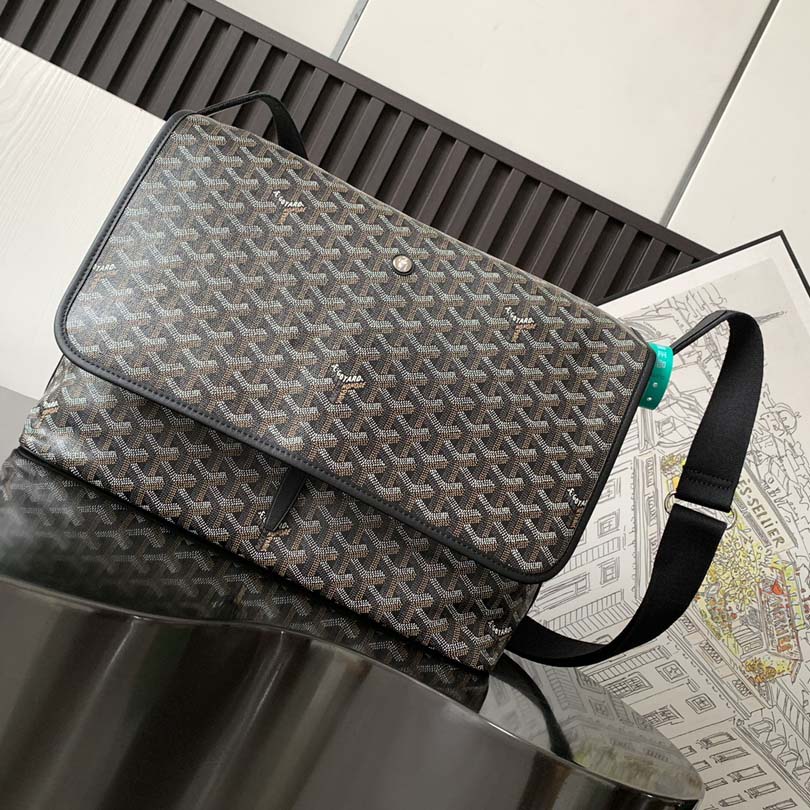 Goyard Capetien Messenger Bag    - DesignerGu