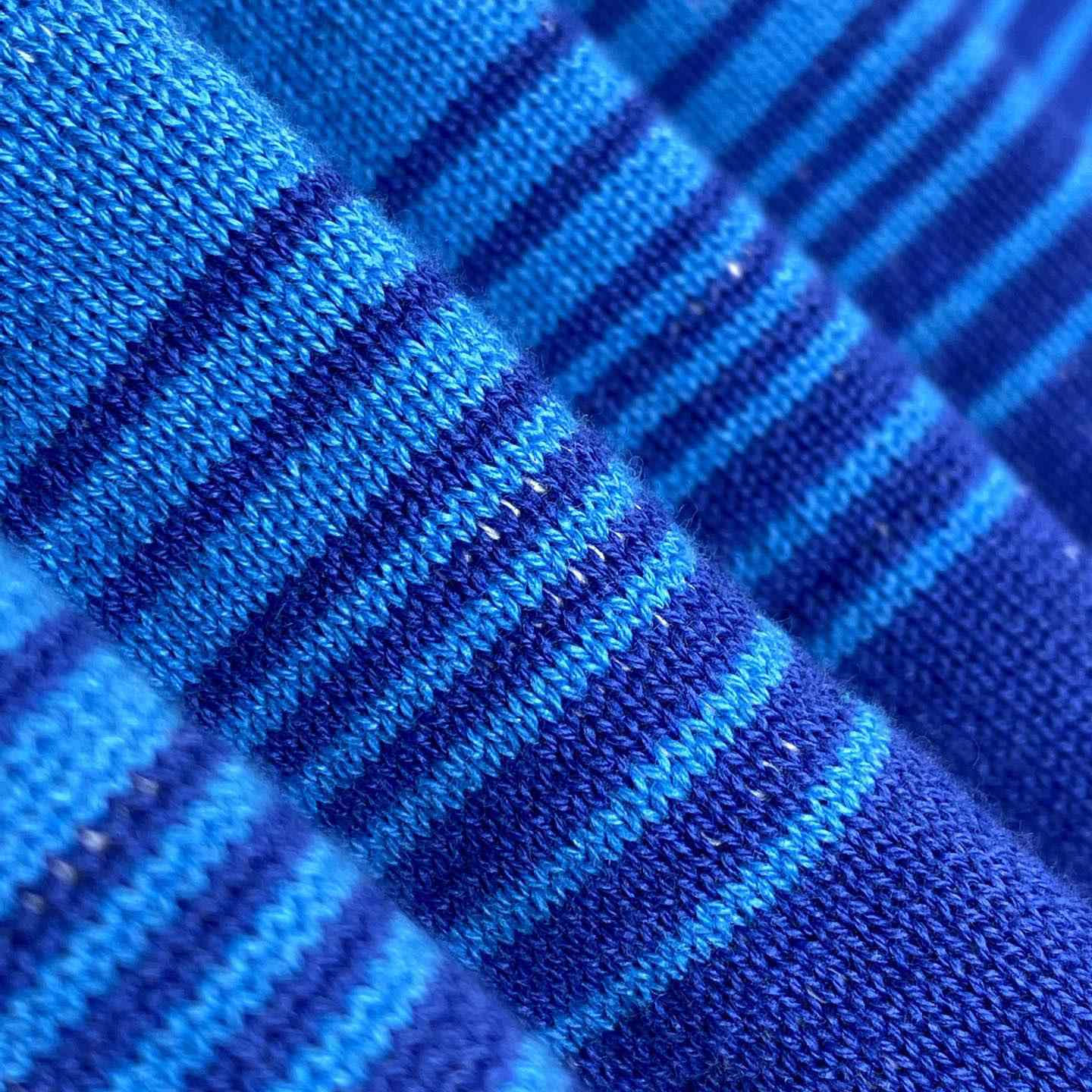Louis Vuitton Damier Gradient Jacquard Pullover   1AGTL0 - DesignerGu