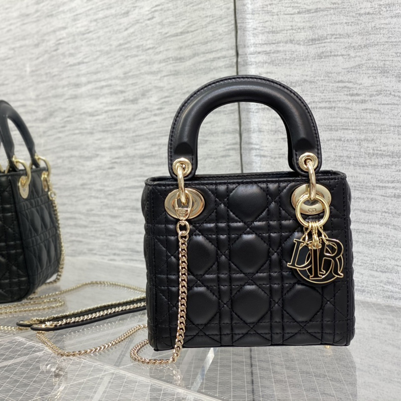 Dior Lady Dior Bag   17cm - DesignerGu