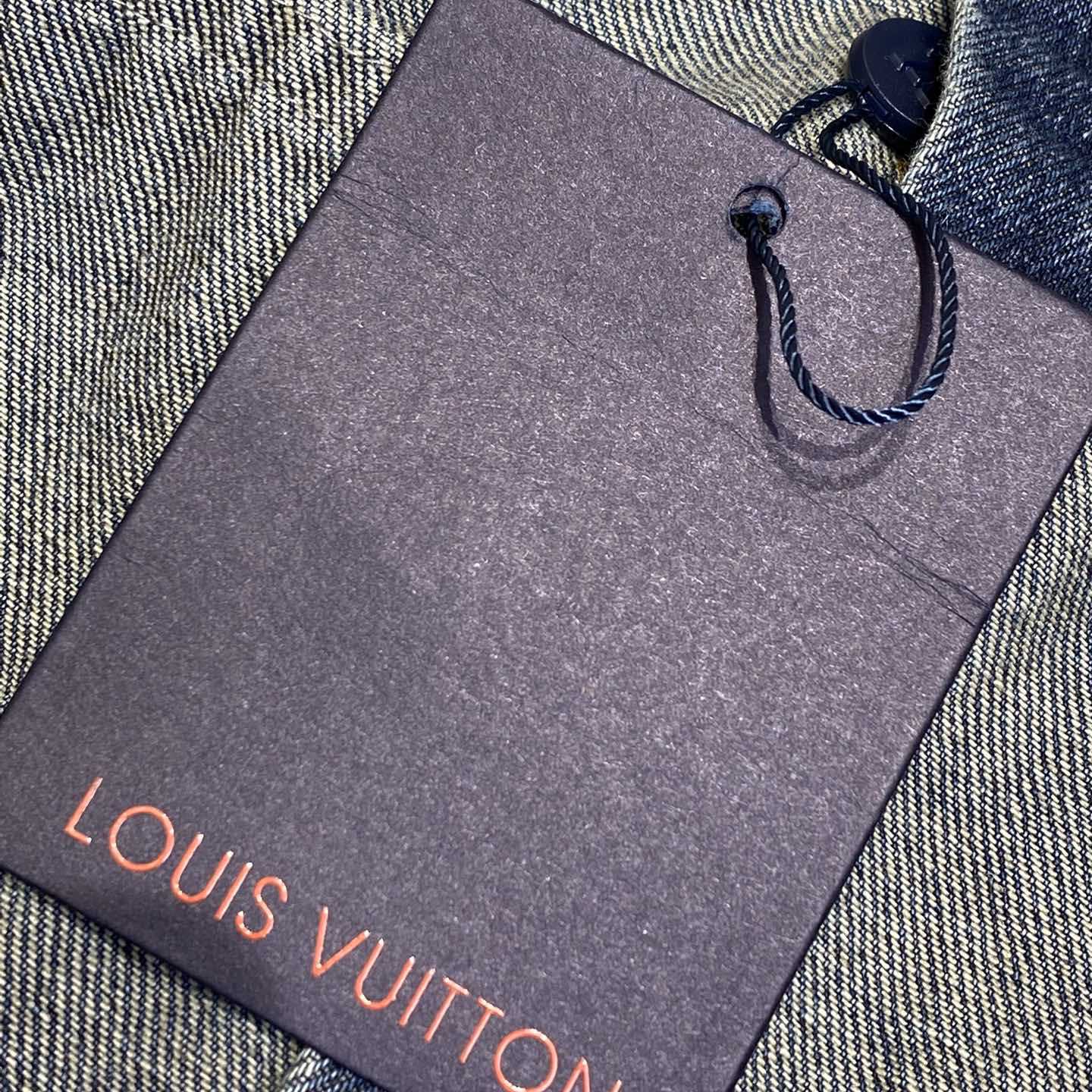 Louis Vuitton Sunfaded Effect Denim Skate Pants  1AHBMW - 
