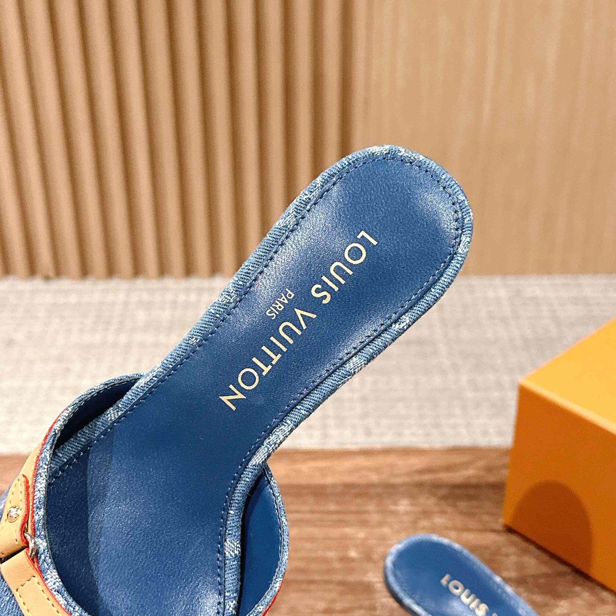 Louis Vuitton LV x TM 6AM Mule    - DesignerGu