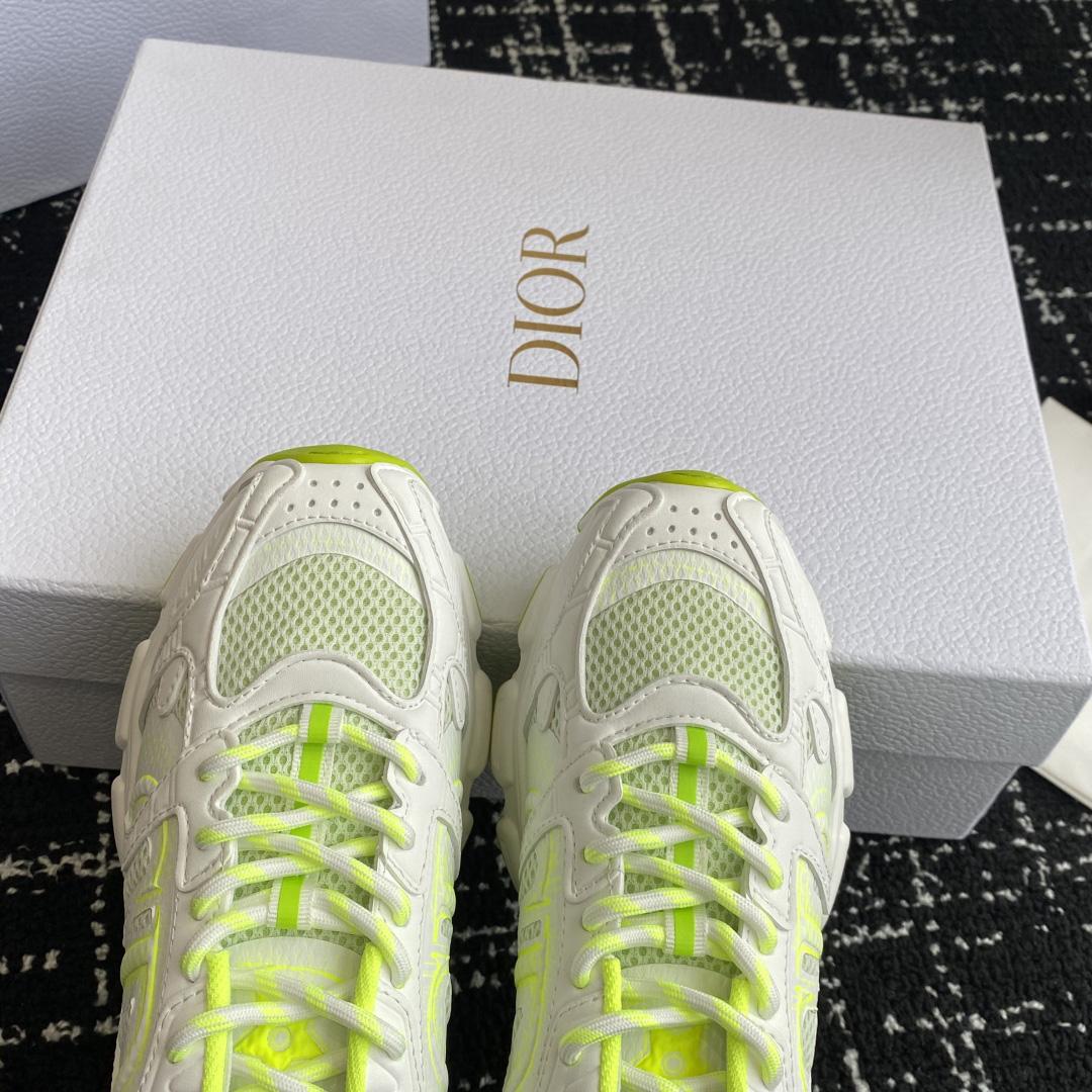 Miss Dior — Dior Chrono Sneaker  - 