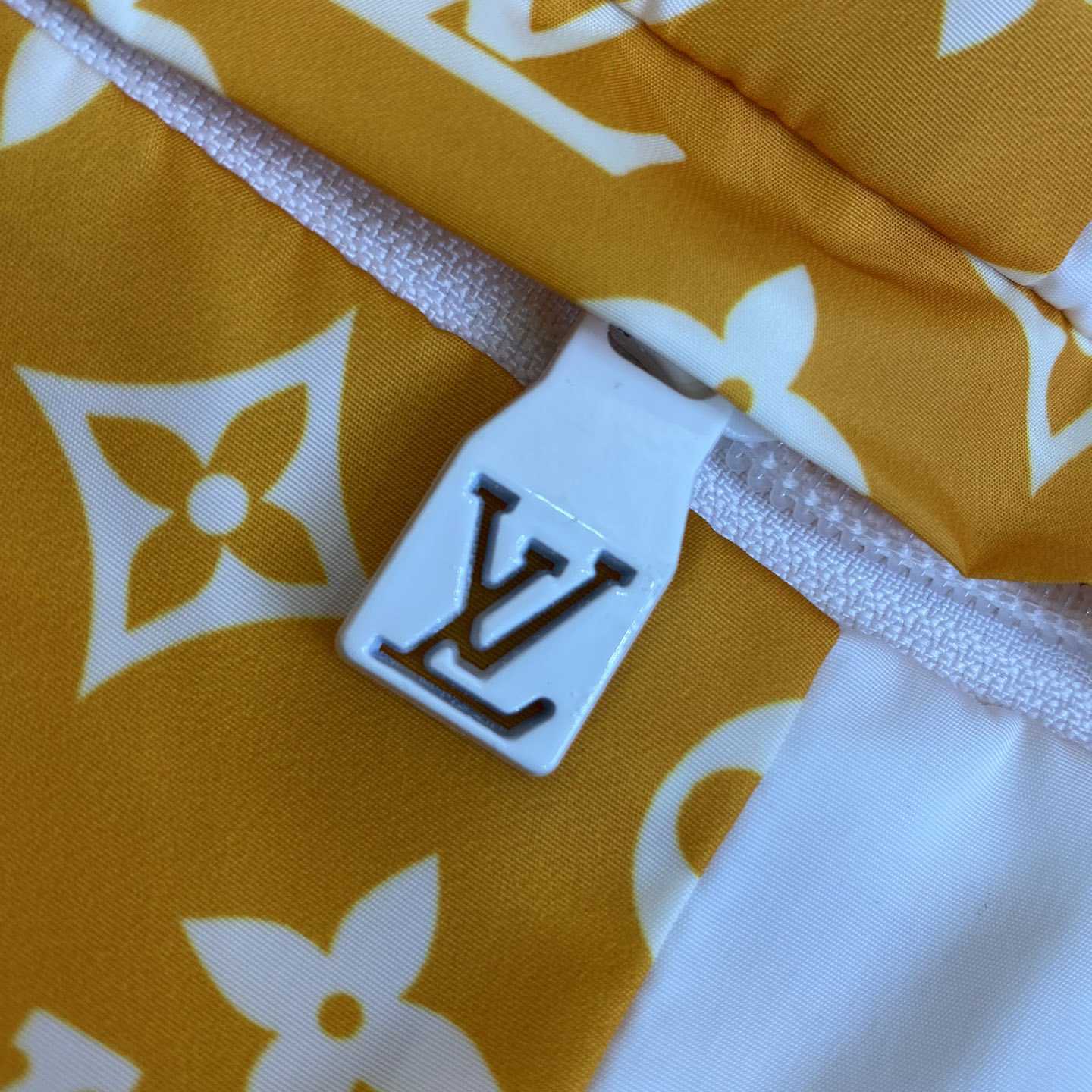 Louis Vuitton Monogram Printed Technical Track Pants   1AFWQM - DesignerGu