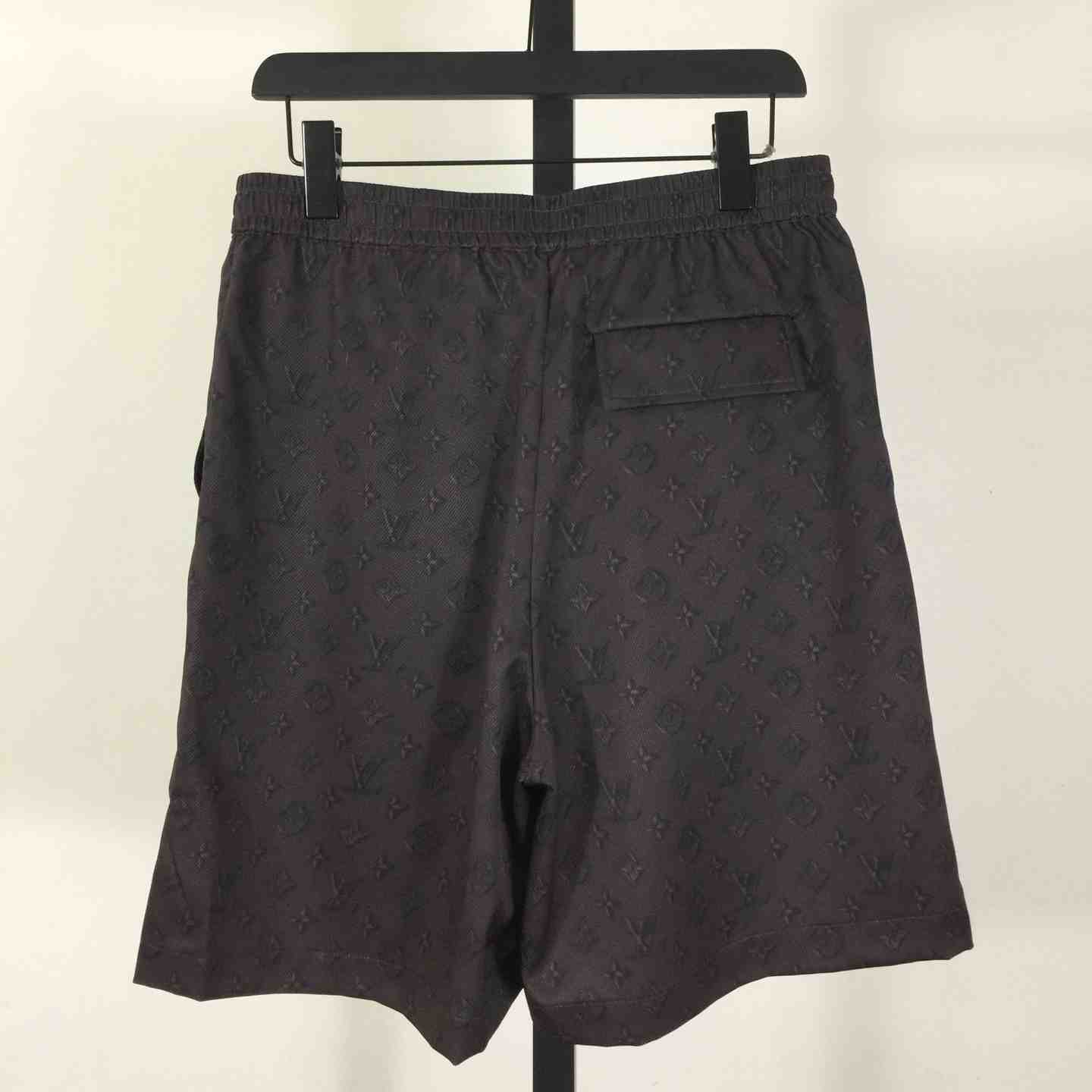 Louis Vuitton Printed Monogram Silk Shorts   1AHCD3 - DesignerGu