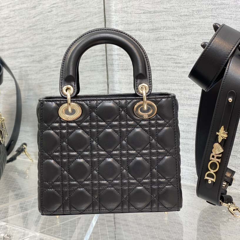 Dior Lady Dior Bag    20cm - DesignerGu
