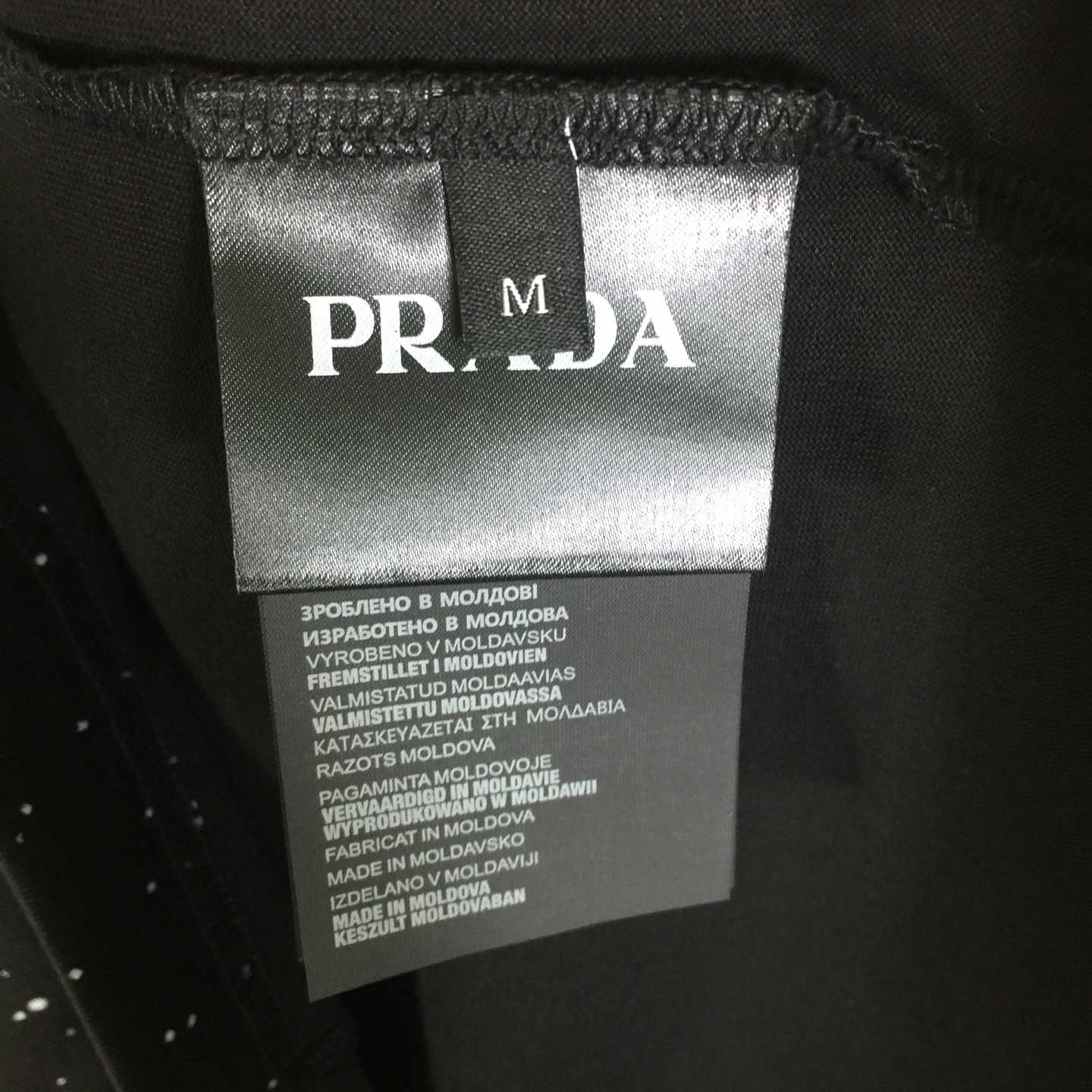 Prada Logo Cotton T-shirt - DesignerGu