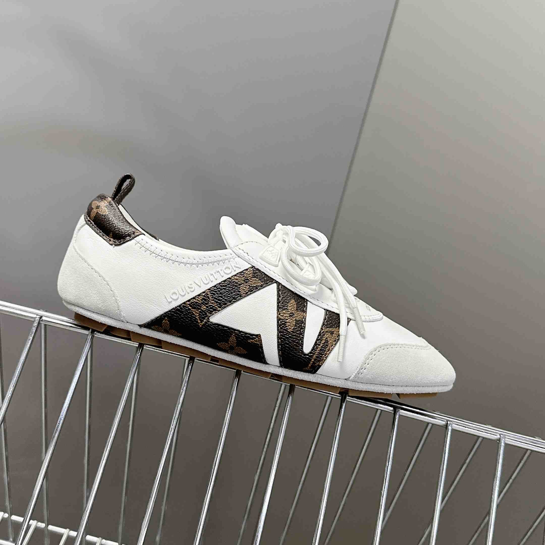 Louis Vuitton LV Sneakerina   1AHNC6 - DesignerGu