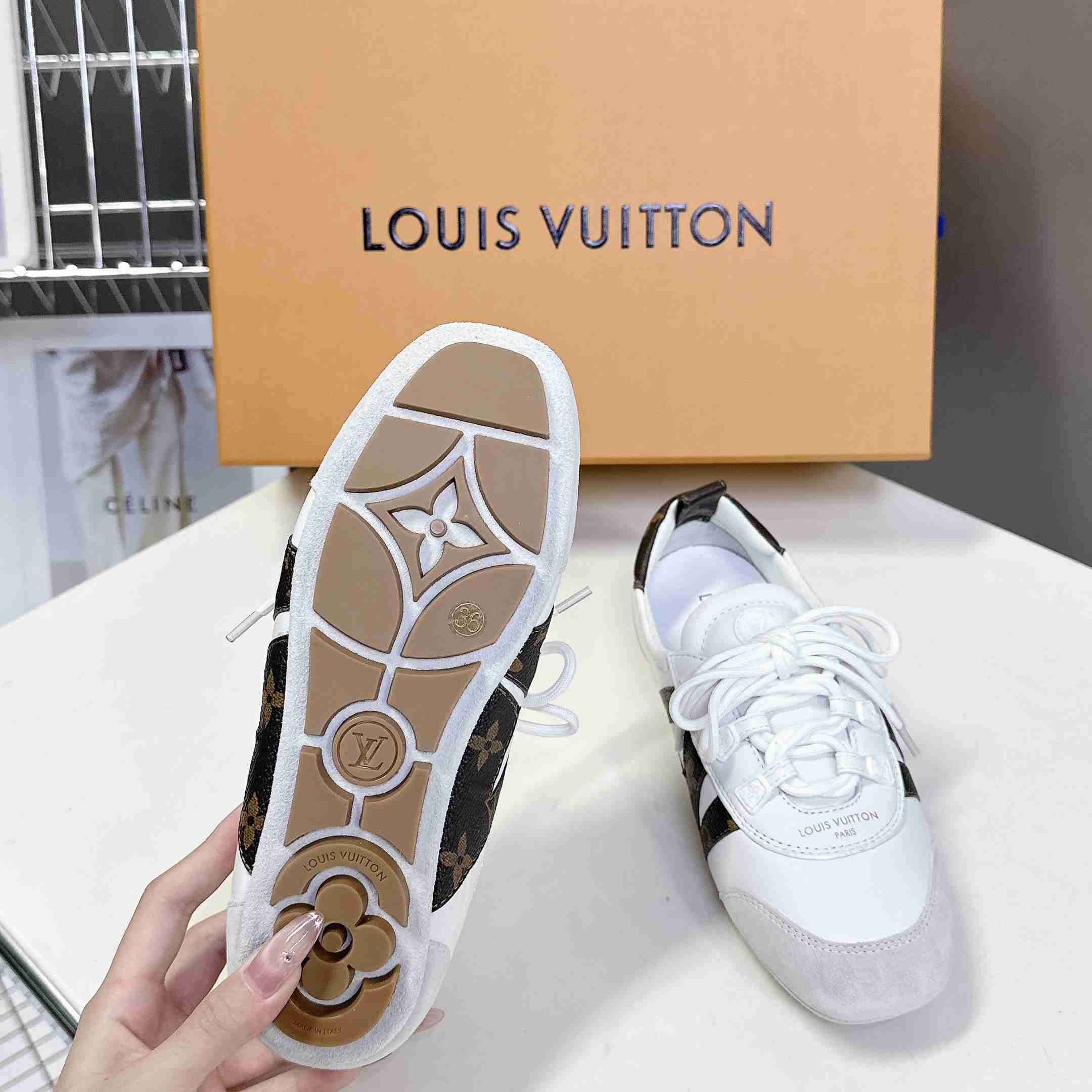 Louis Vuitton LV Sneakerina   1AHNC6 - DesignerGu