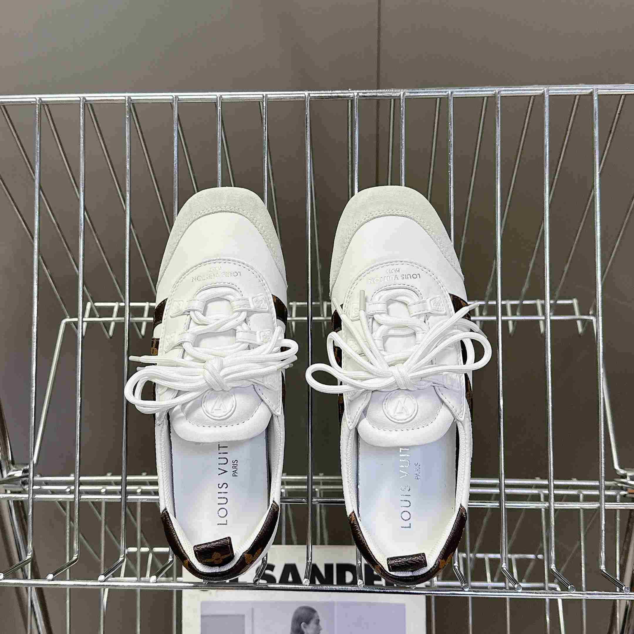 Louis Vuitton LV Sneakerina   1AHNC6 - DesignerGu
