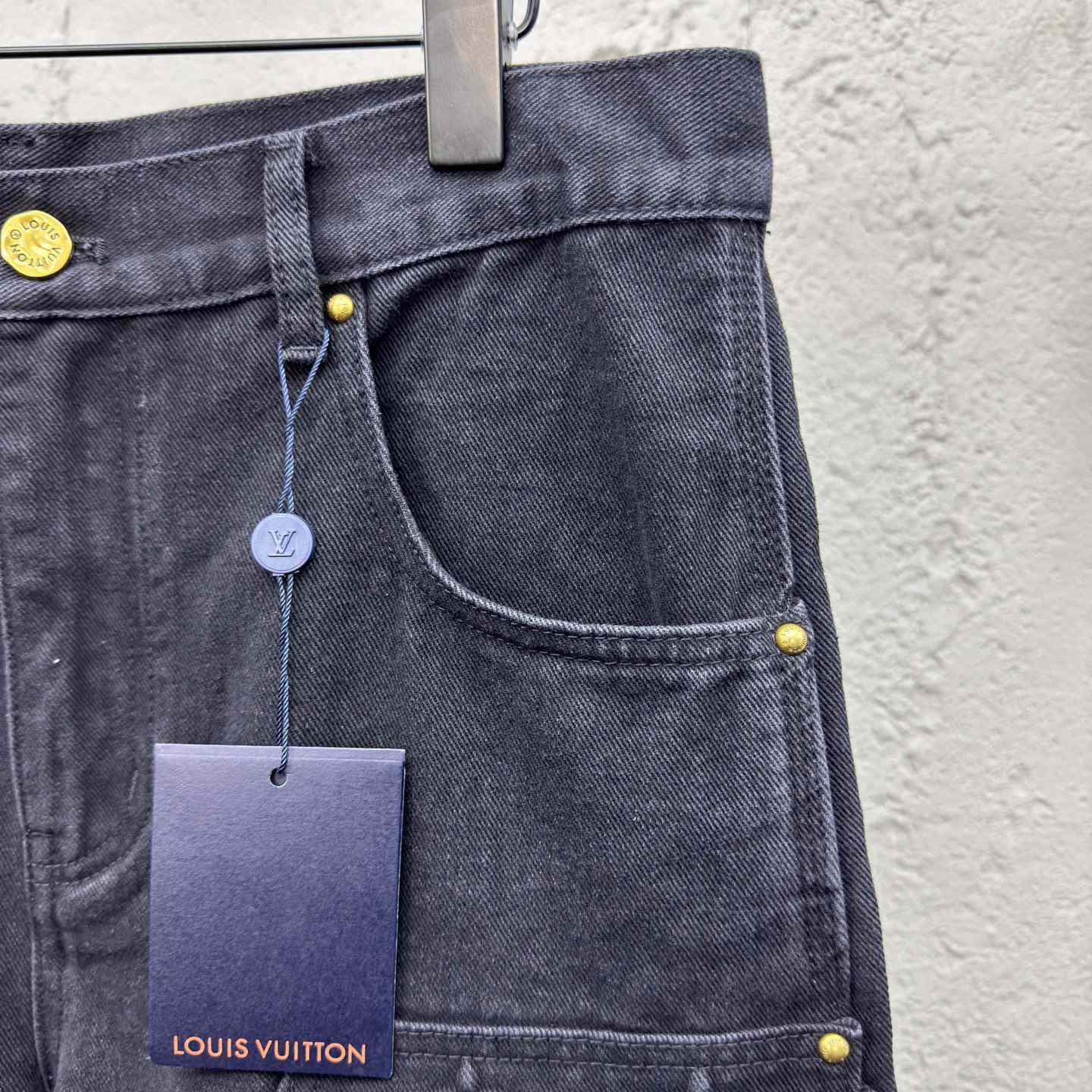 Louis Vuitton Denim Workwear Shorts   - DesignerGu