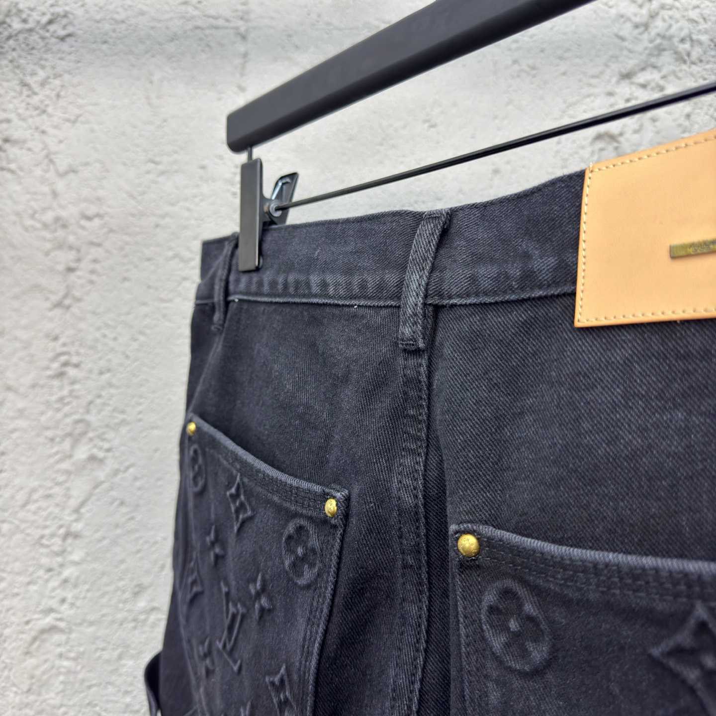 Louis Vuitton Denim Workwear Shorts   - DesignerGu