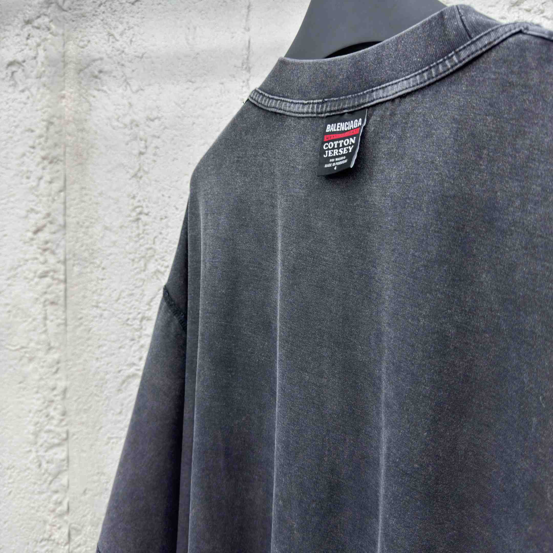 Balenciaga Metalhead Inside Out T-shirt - DesignerGu