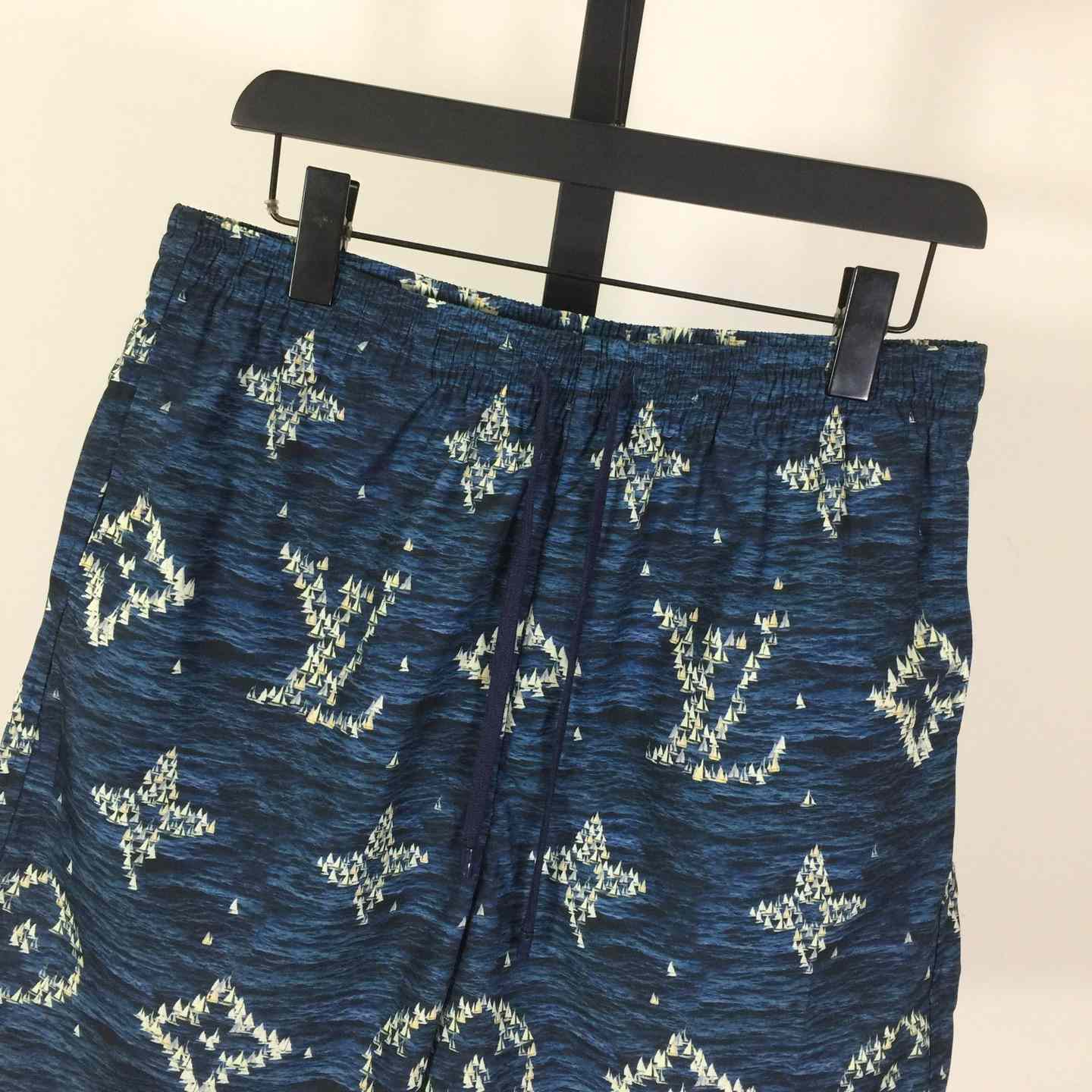 Louis Vuitton Printed Monogram Swim Shorts   1AHVZA - DesignerGu