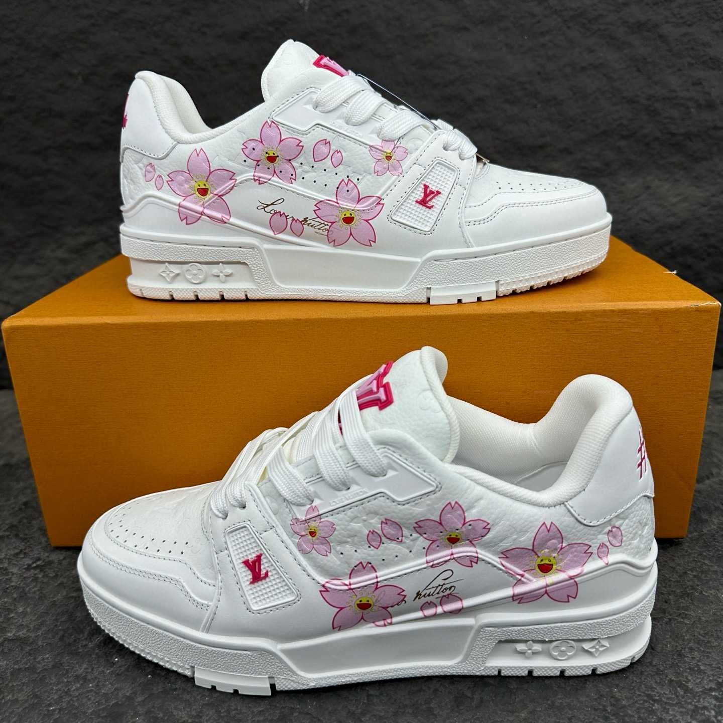 Louis Vuitton LV x TM LV Trainer Sneaker   1AGZEJ - DesignerGu