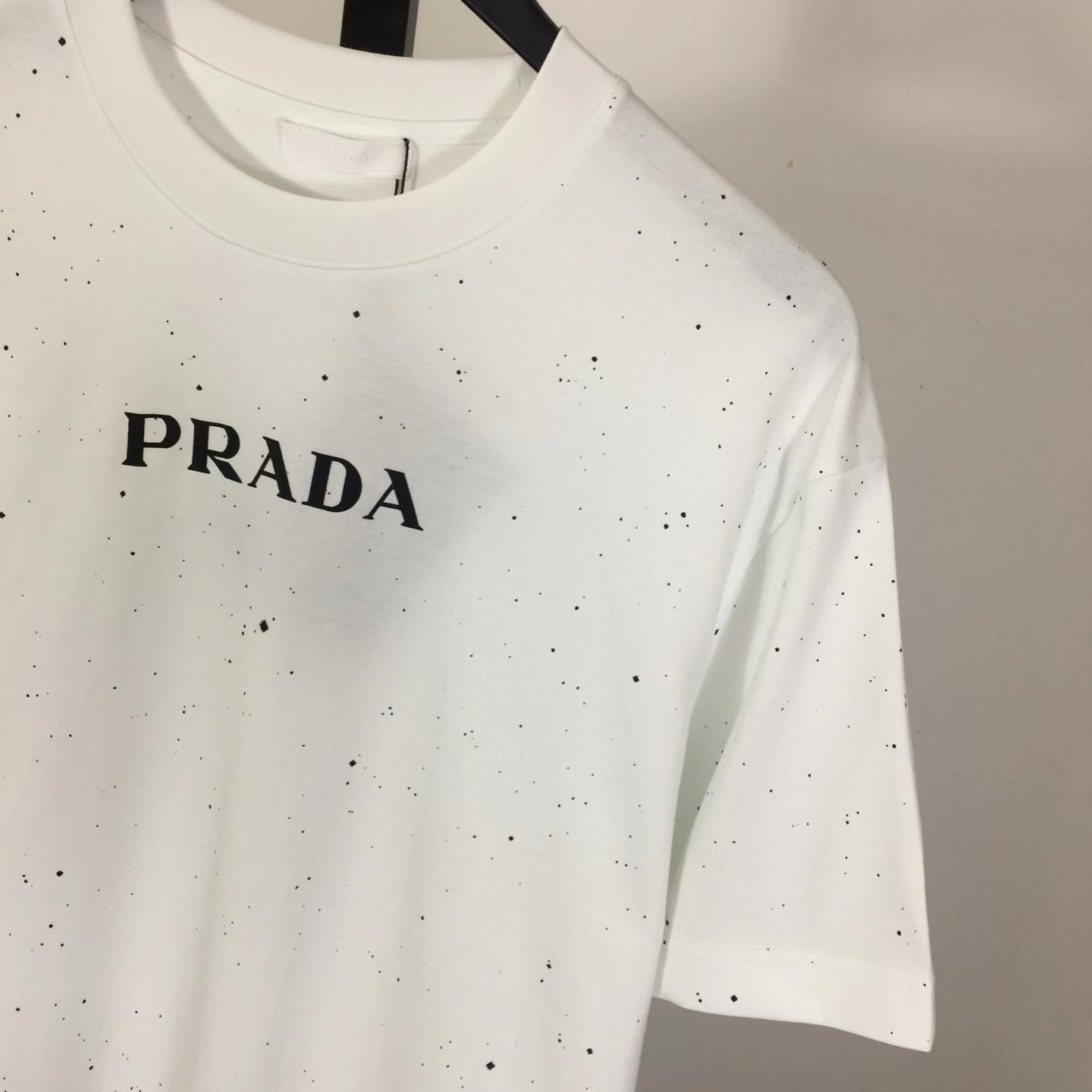 Prada Logo Cotton T-shirt - DesignerGu