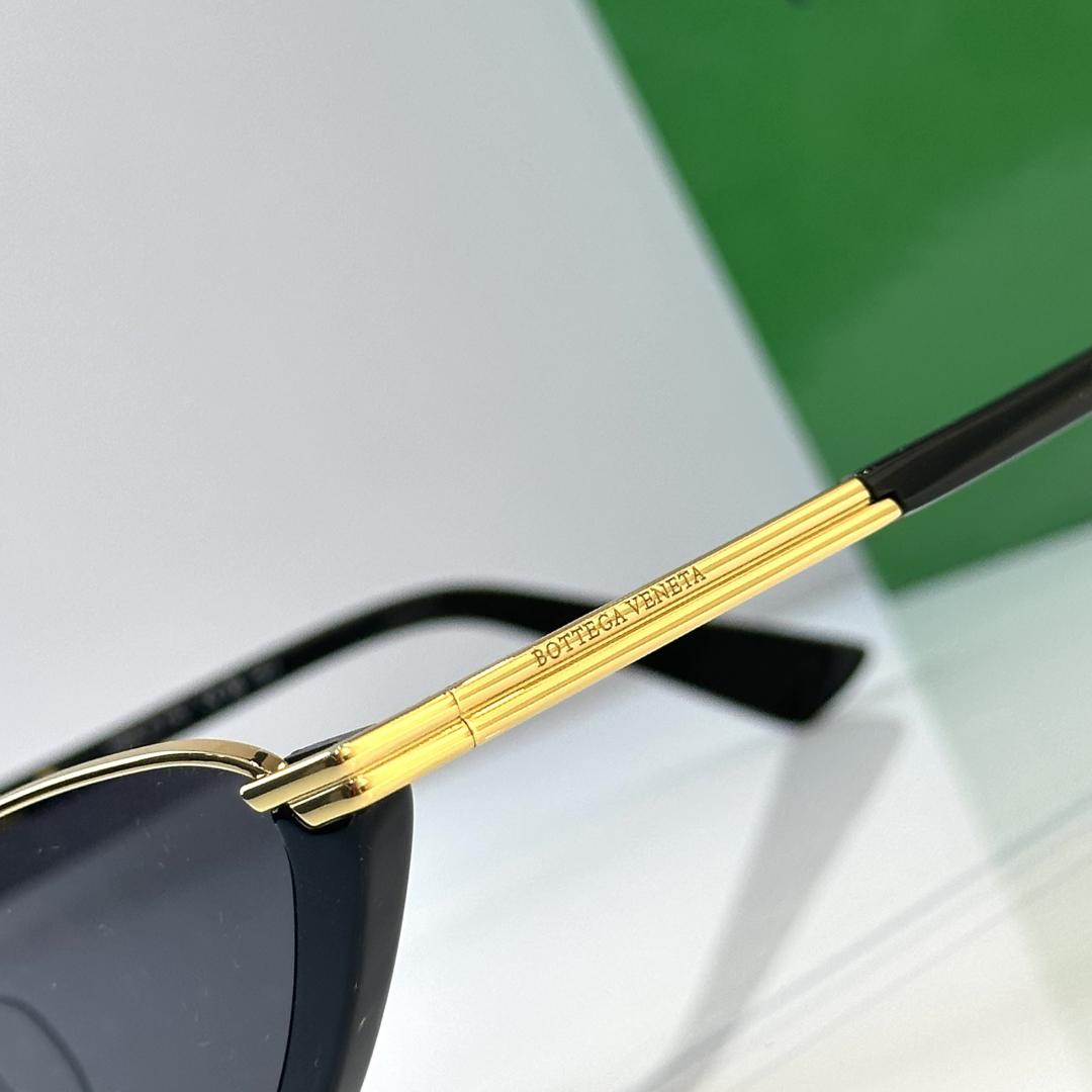 Bottega Veneta Classic Cat Eye Sunglasses   BV1346S - DesignerGu