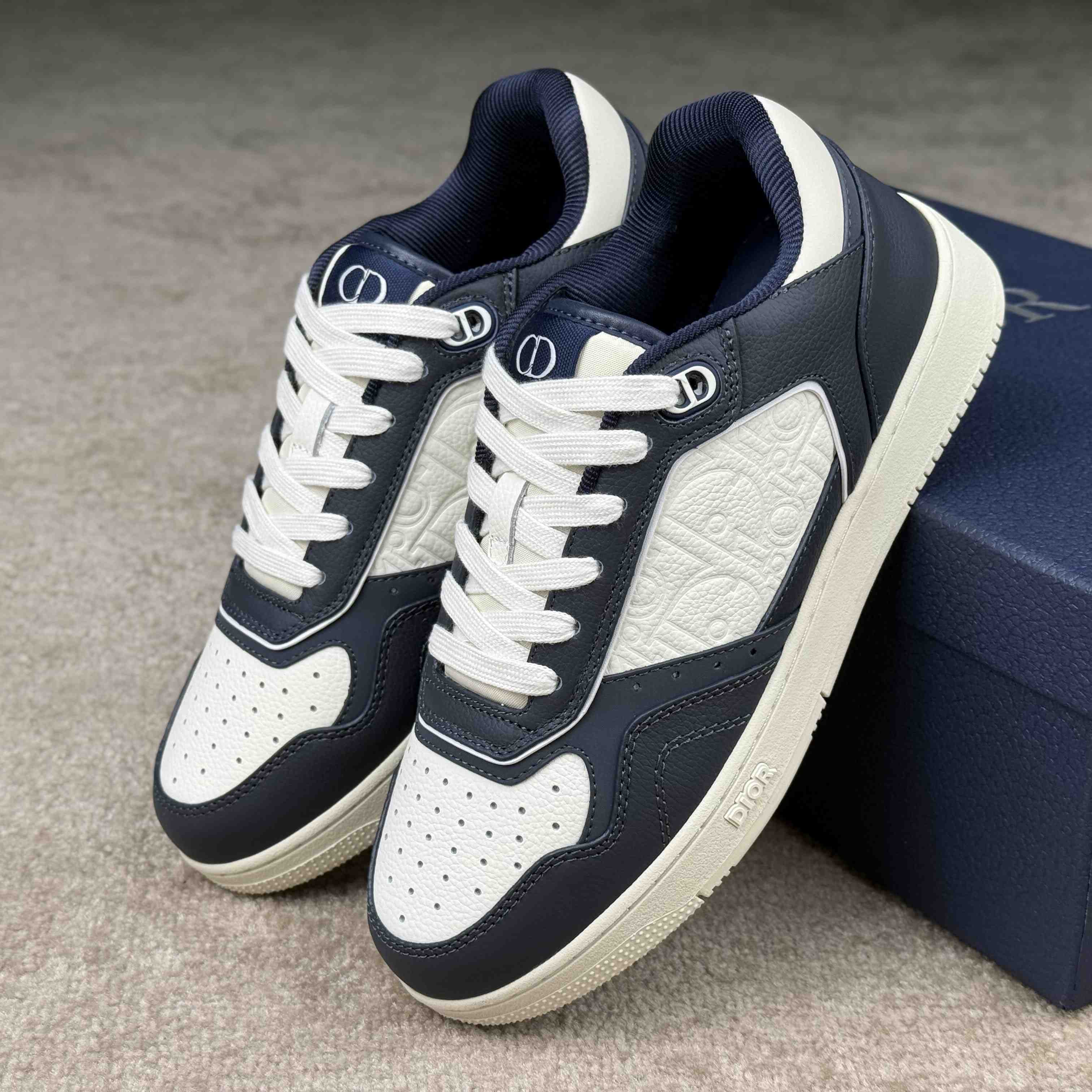 Dior B27 Uptown Low-Top Sneaker  - DesignerGu