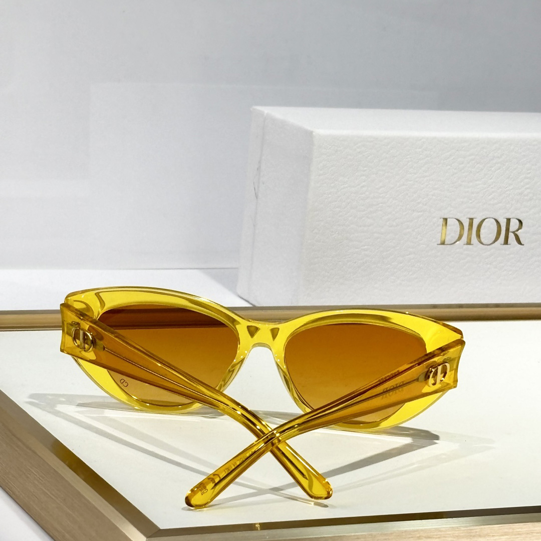Dior DiorGlowB11 Sunglasses  - DesignerGu