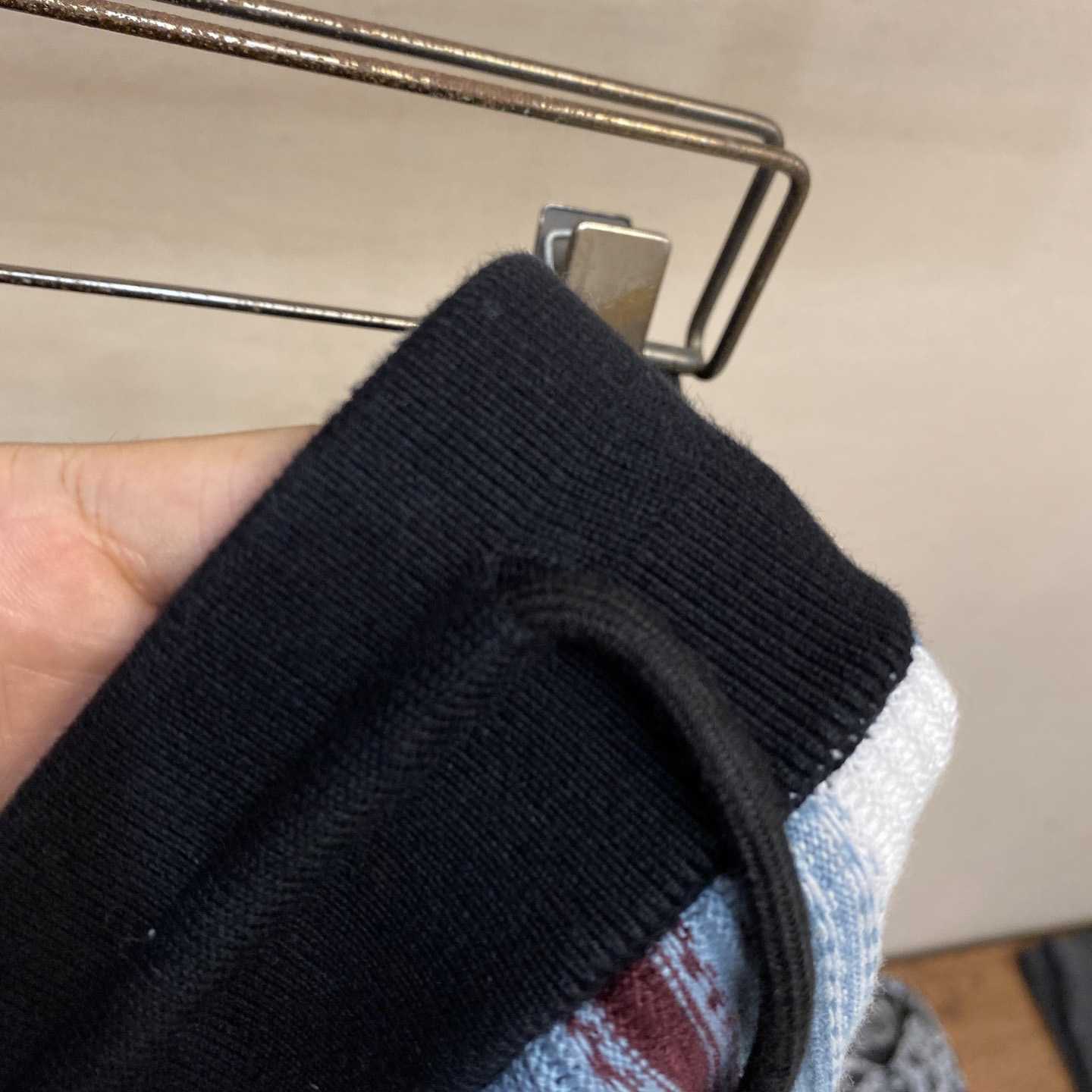 Louis Vuitton Striped Crochet Shorts   1AHVP1 - DesignerGu