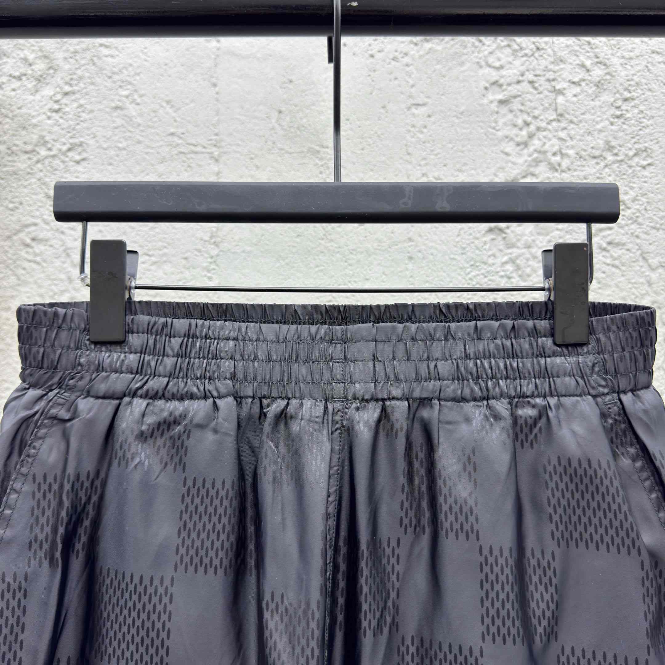 Louis Vuitton Damier Nylon Swim Shorts   1AGJPB - DesignerGu