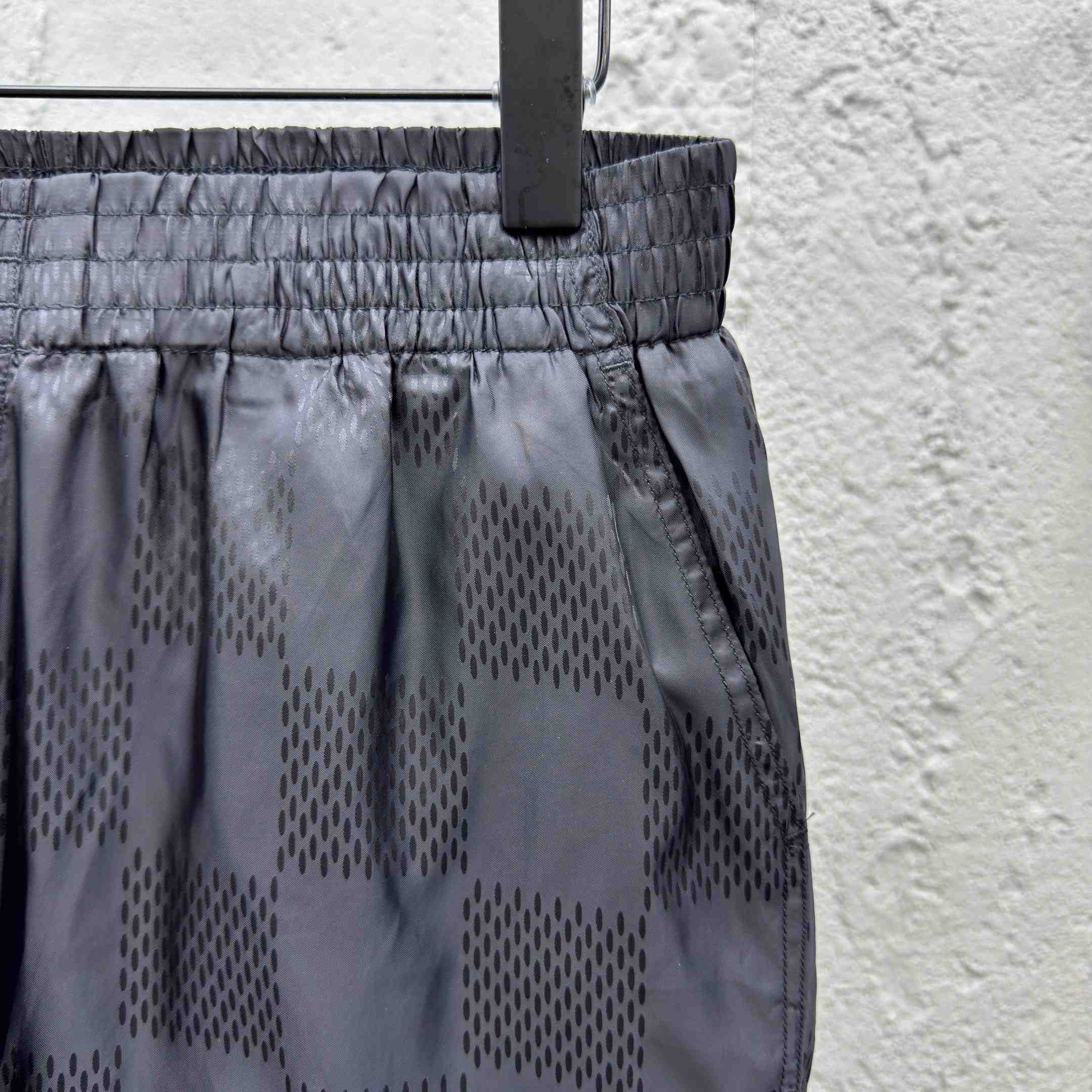 Louis Vuitton Damier Nylon Swim Shorts   1AGJPB - DesignerGu