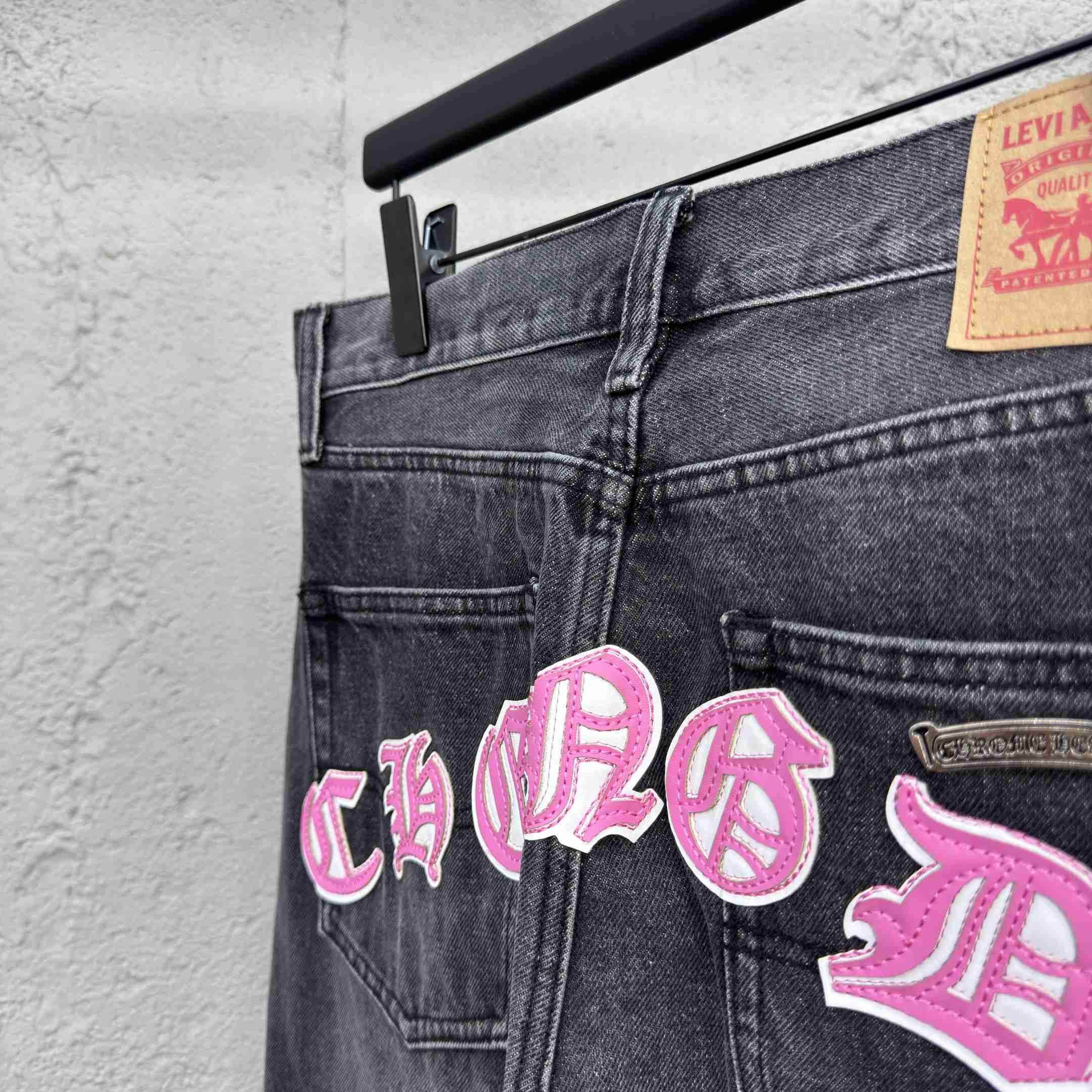 Chrome Hearts Jeans - DesignerGu