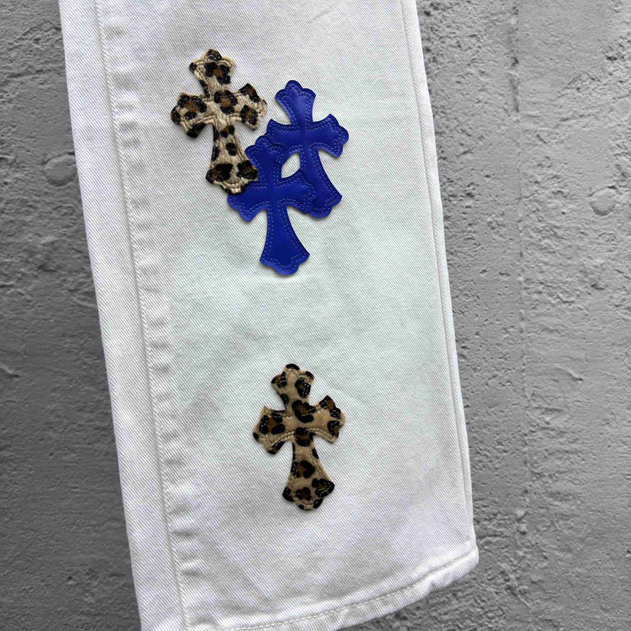 Chrome Hearts Jeans - DesignerGu