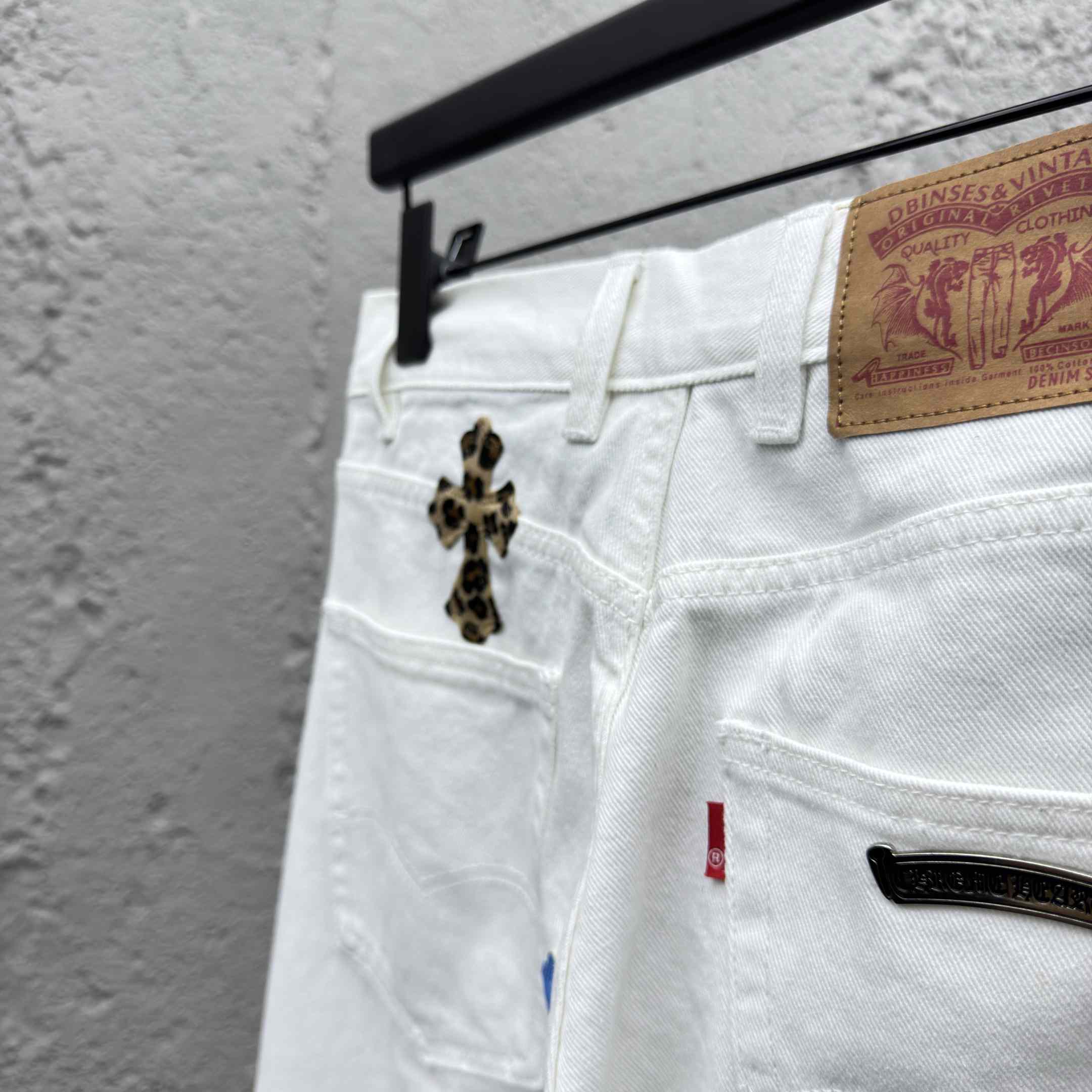 Chrome Hearts Jeans - DesignerGu