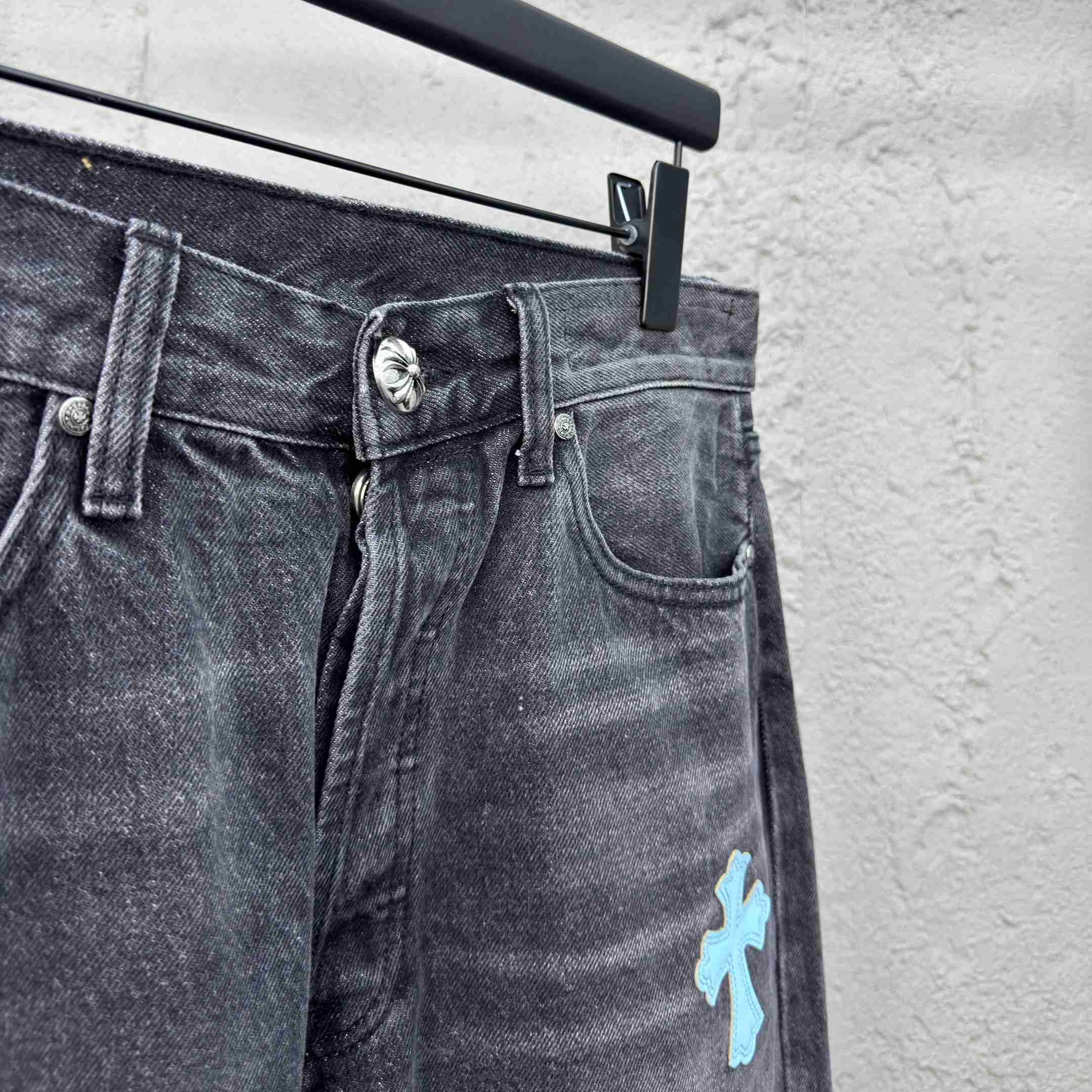 Chrome Hearts Jeans - DesignerGu