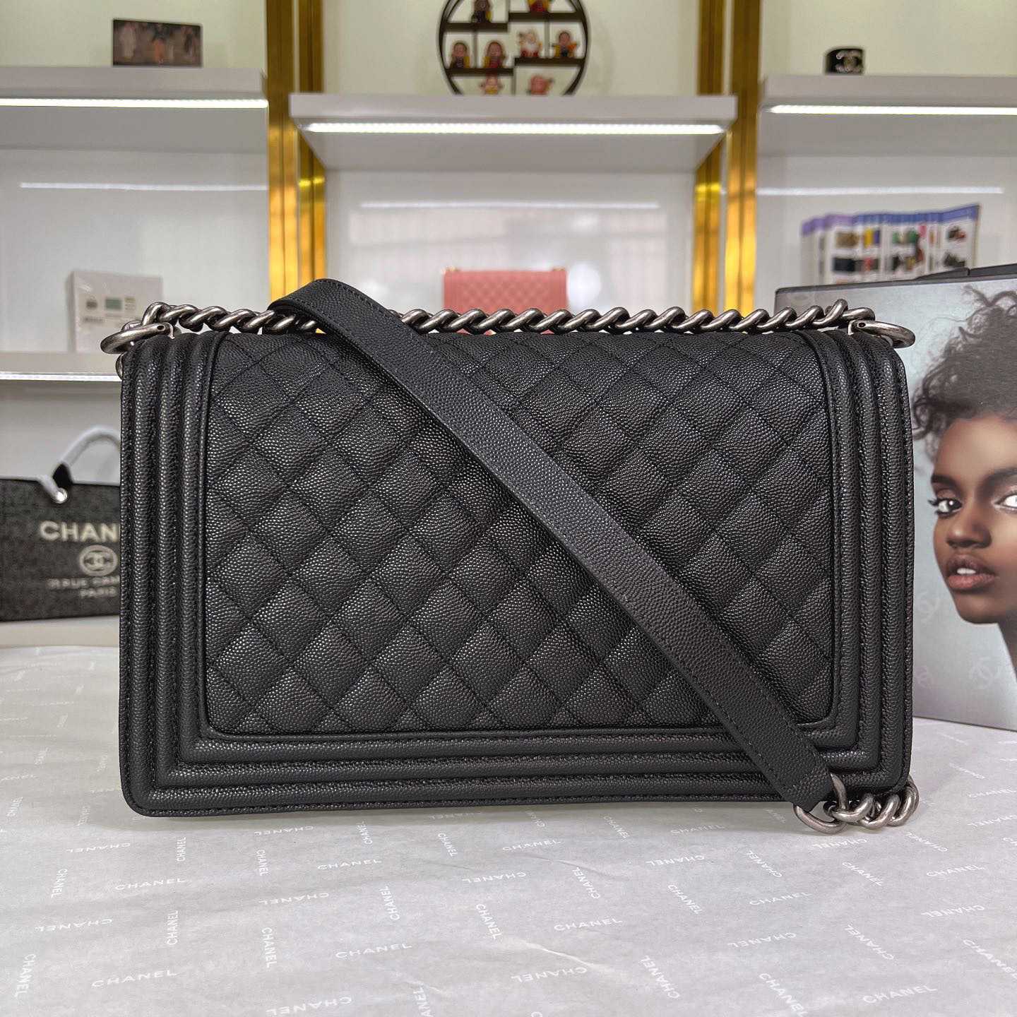Chanel Boy Handbag  17.5×28×7.5cm   (50% Off Sale)  pb143 - DesignerGu