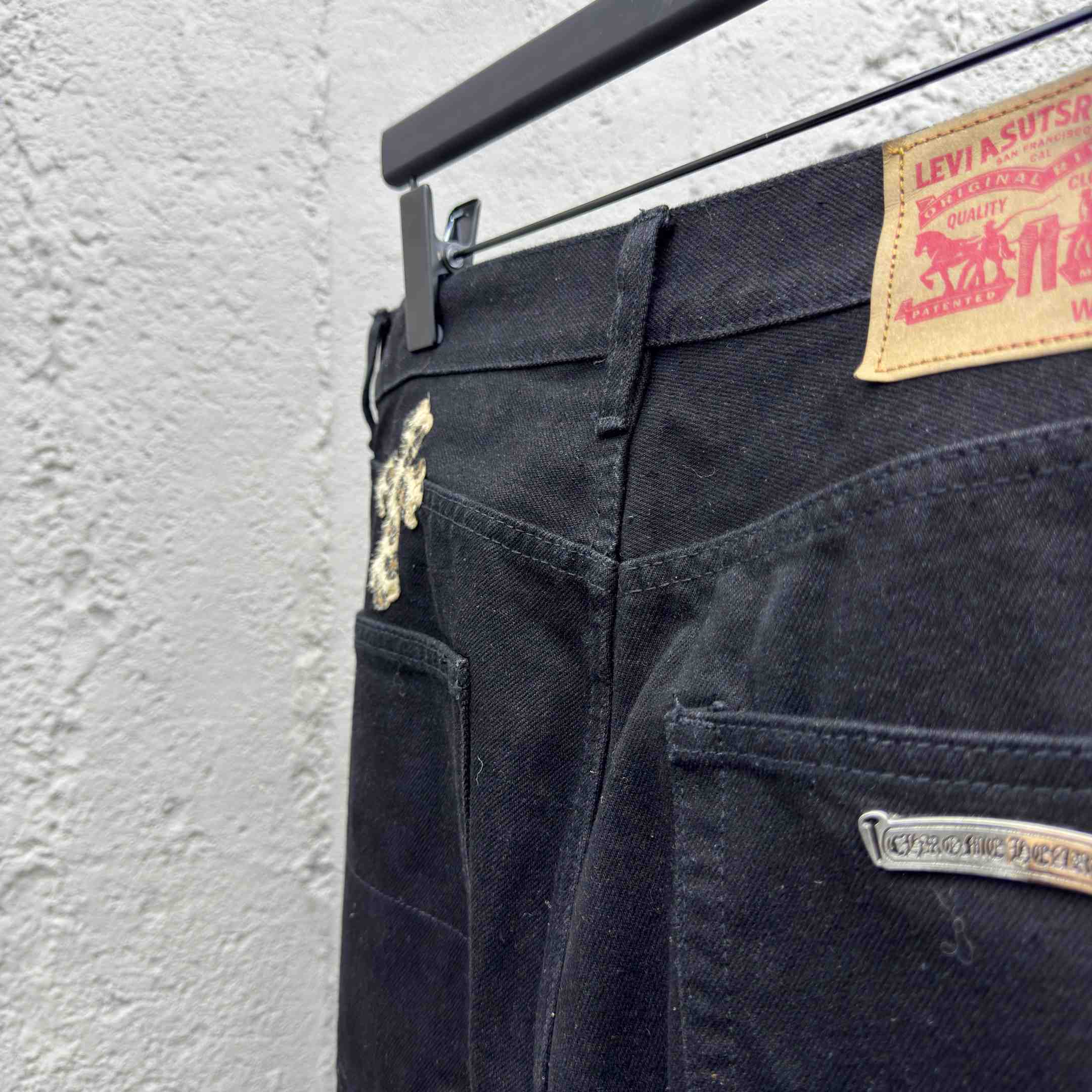 Chrome Hearts Jeans - DesignerGu