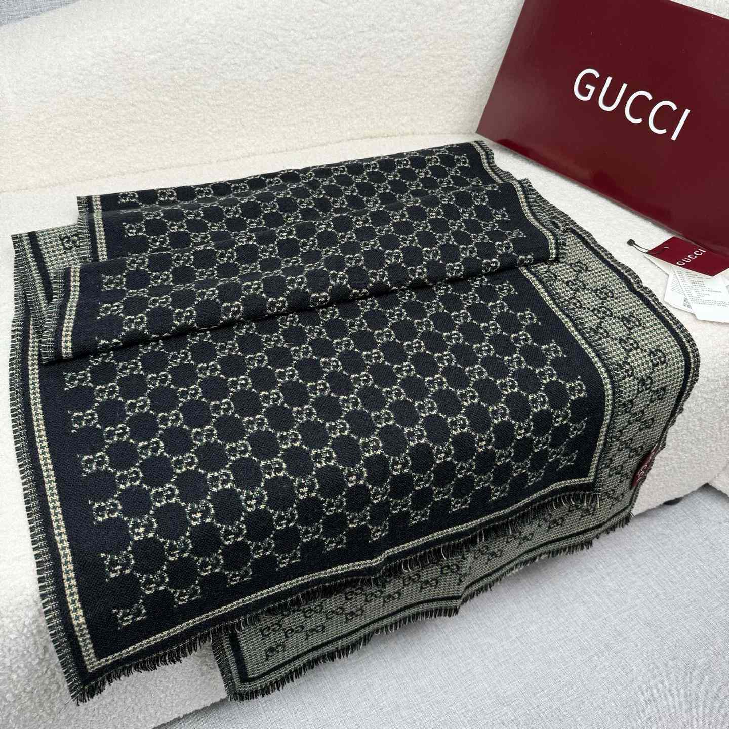 Gucci GG Wool Jacquard Scarf - DesignerGu