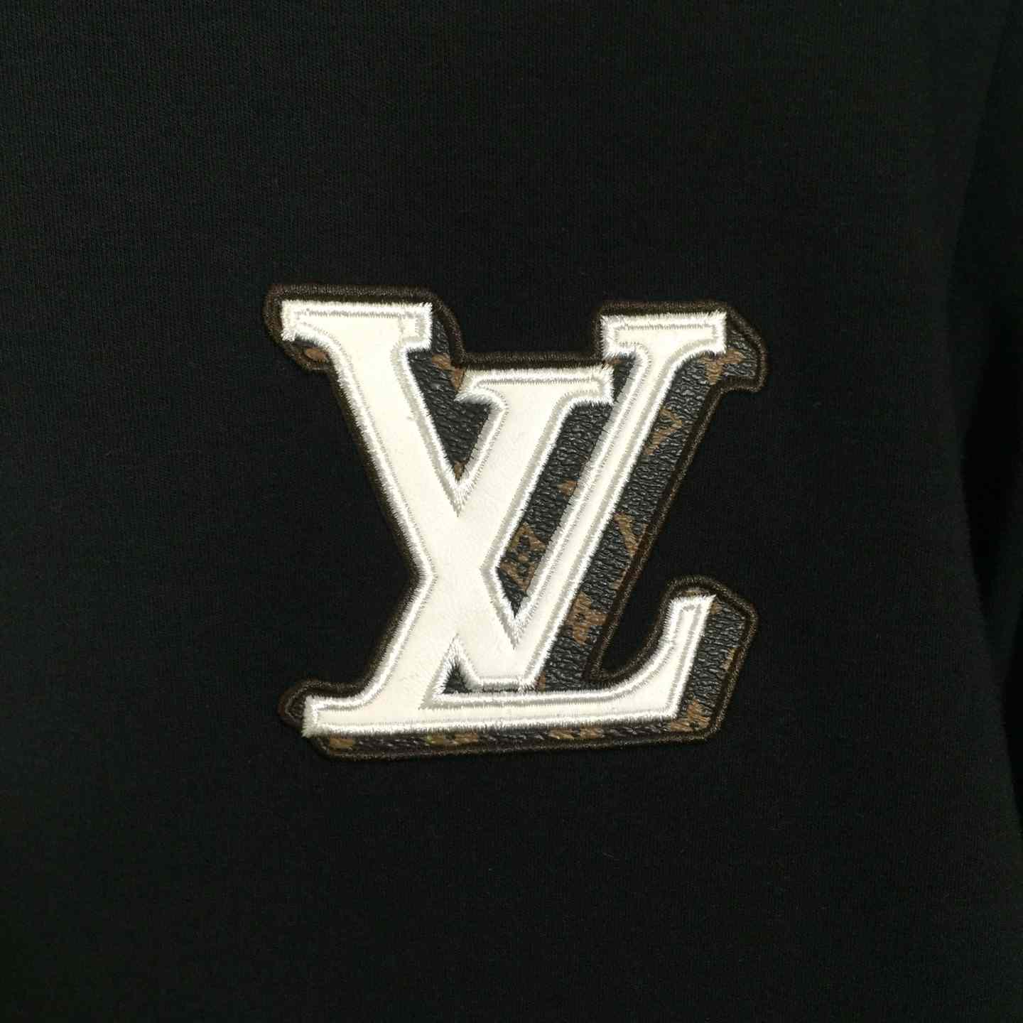 Louis Vuitton Embossed LV Long-Sleeved T-Shirt - DesignerGu