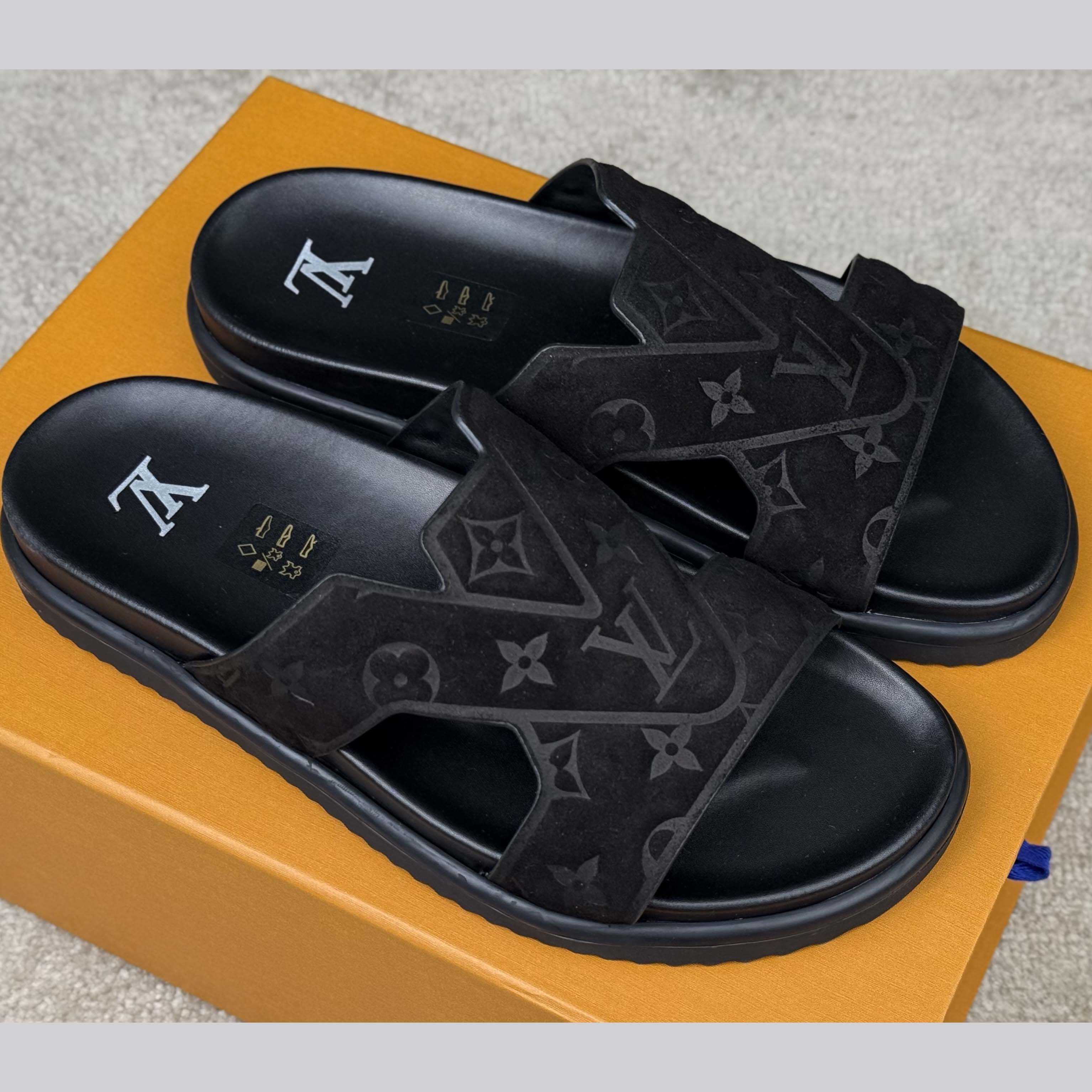 Louis Vuitton LV Oasis Mule    - DesignerGu