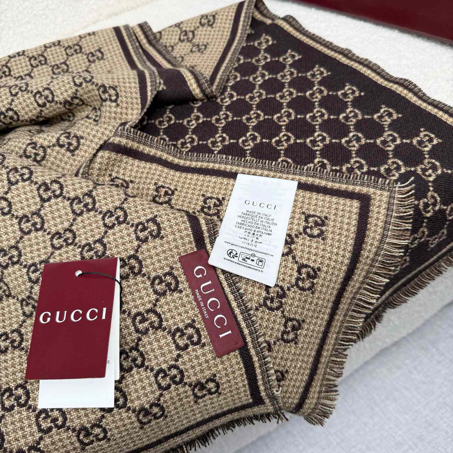 Gucci GG Wool Jacquard Scarf - DesignerGu