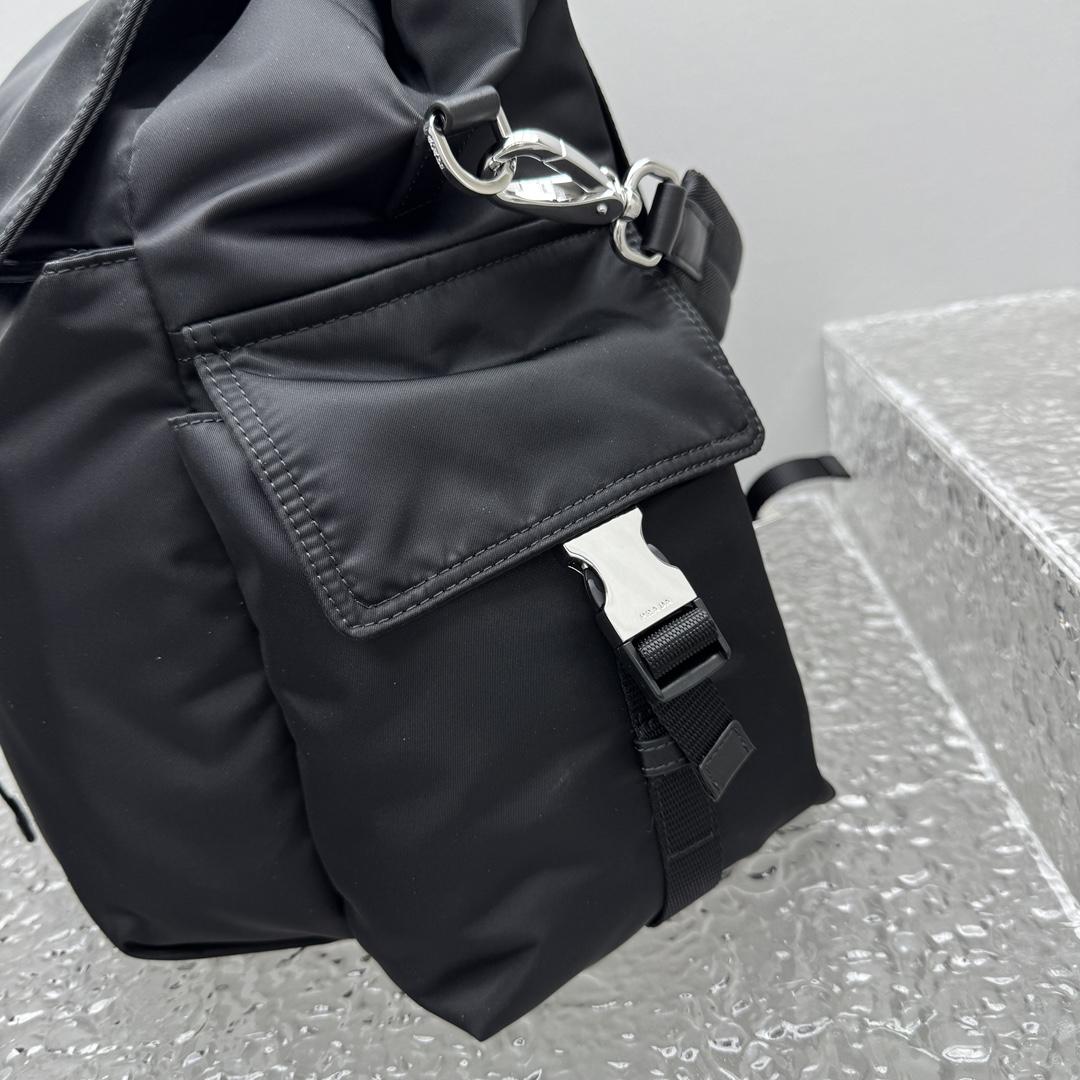 Prada Explore Re-Nylon And Leather Backpack - DesignerGu