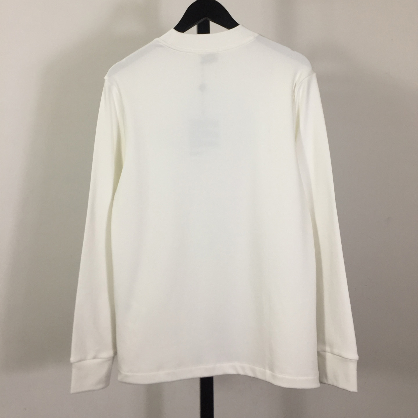 Moncler Long Sleeves - DesignerGu