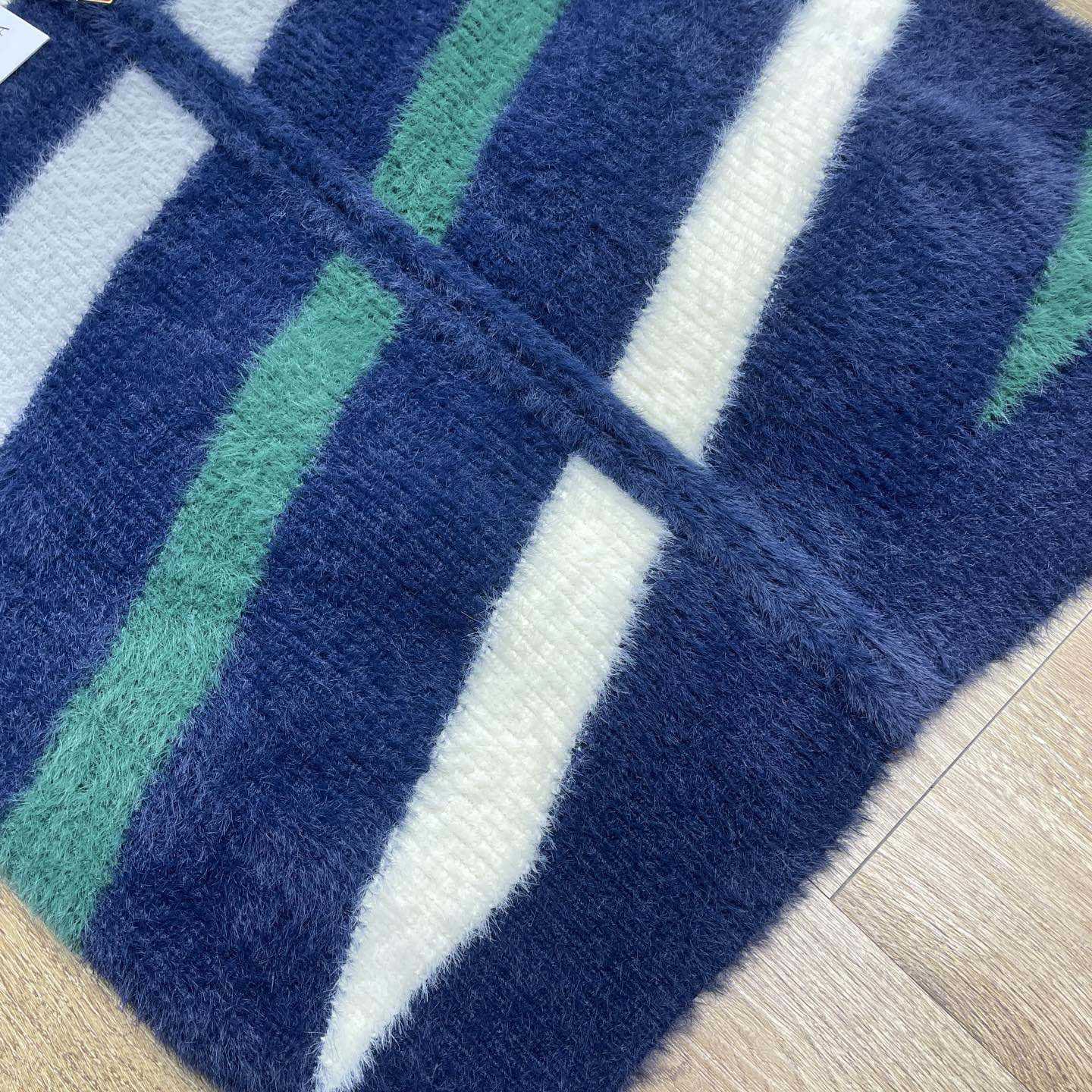 Casablanca Striped Fluffy Zip Up Jumper     D0106 - DesignerGu