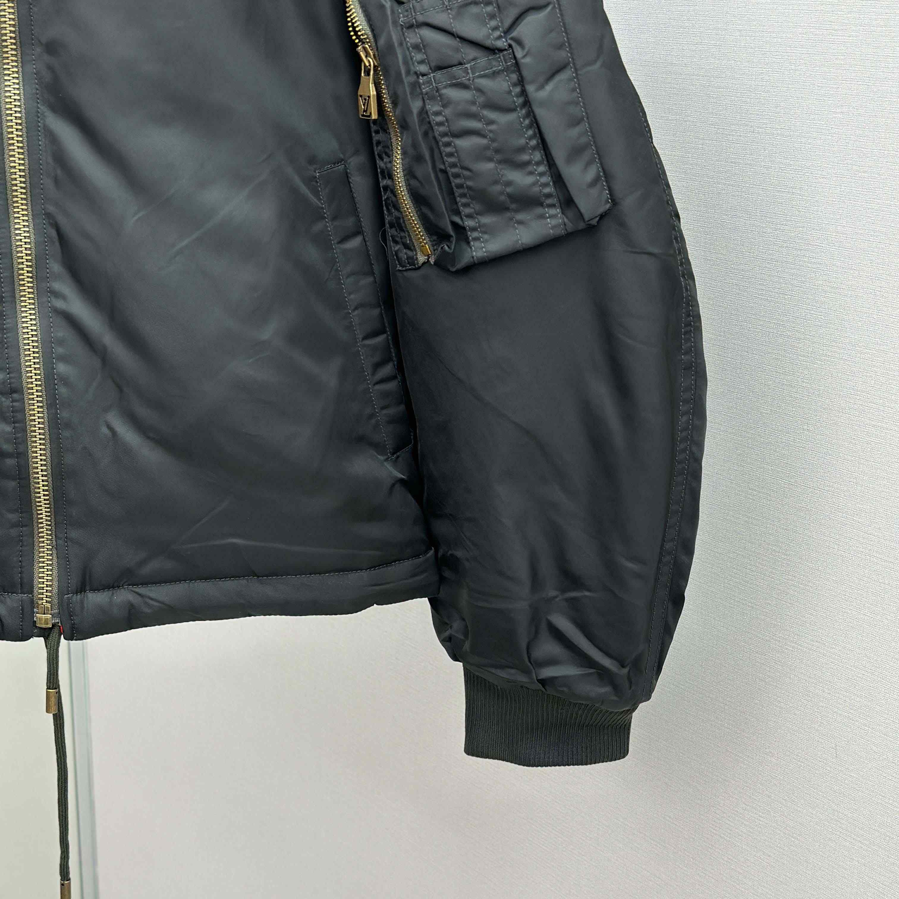 Louis Vuitton Cropped Bomber   1AIMS2 - DesignerGu