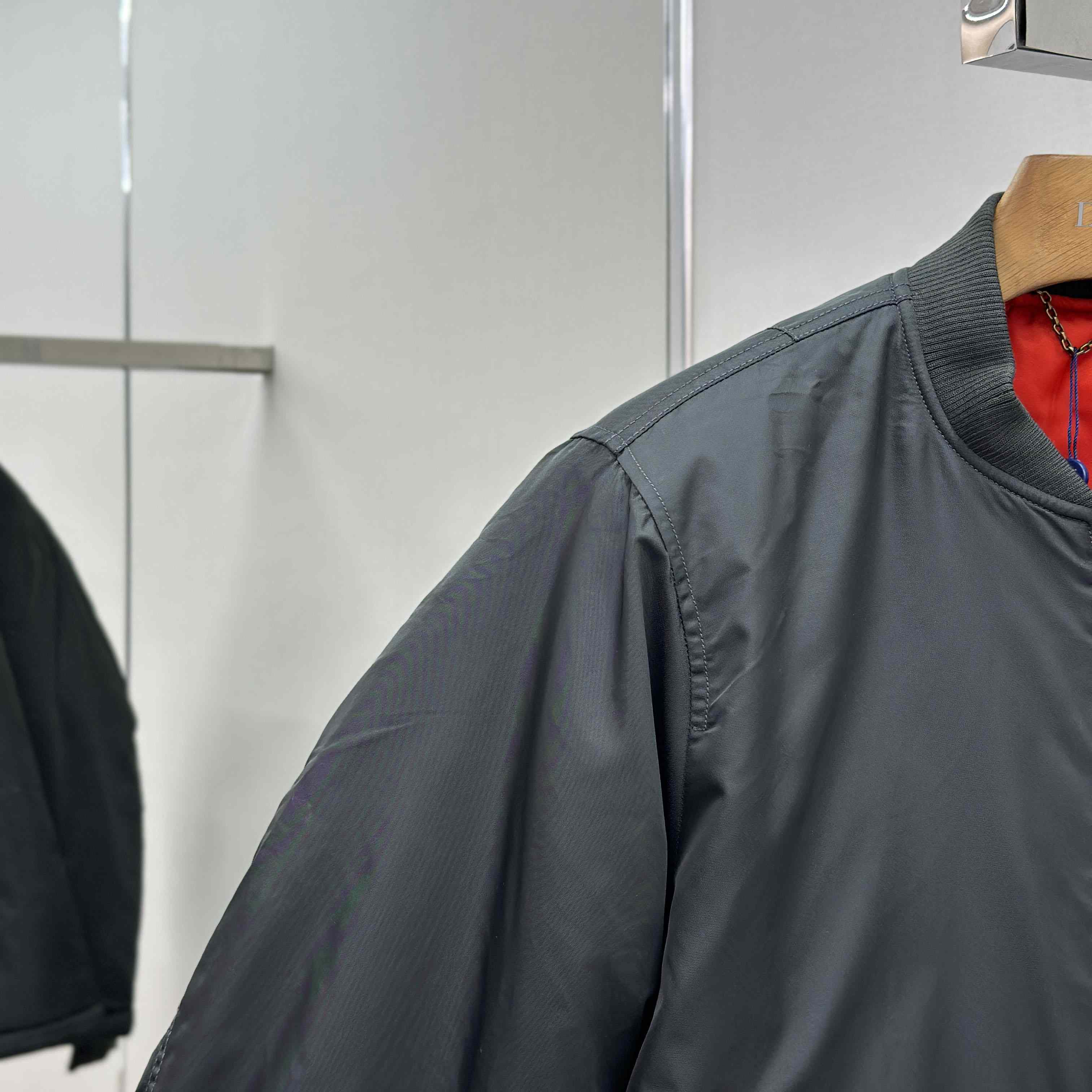 Louis Vuitton Cropped Bomber   1AIMS2 - DesignerGu